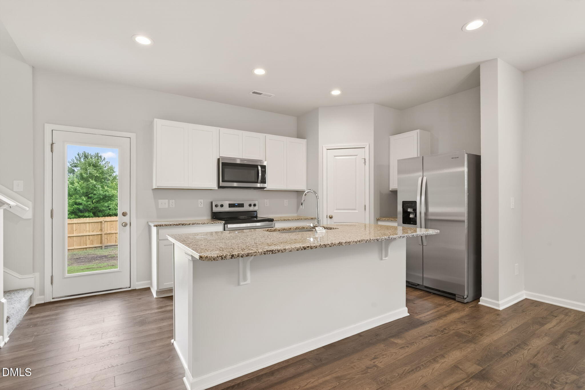 105 Stout Landing Property Photo 10