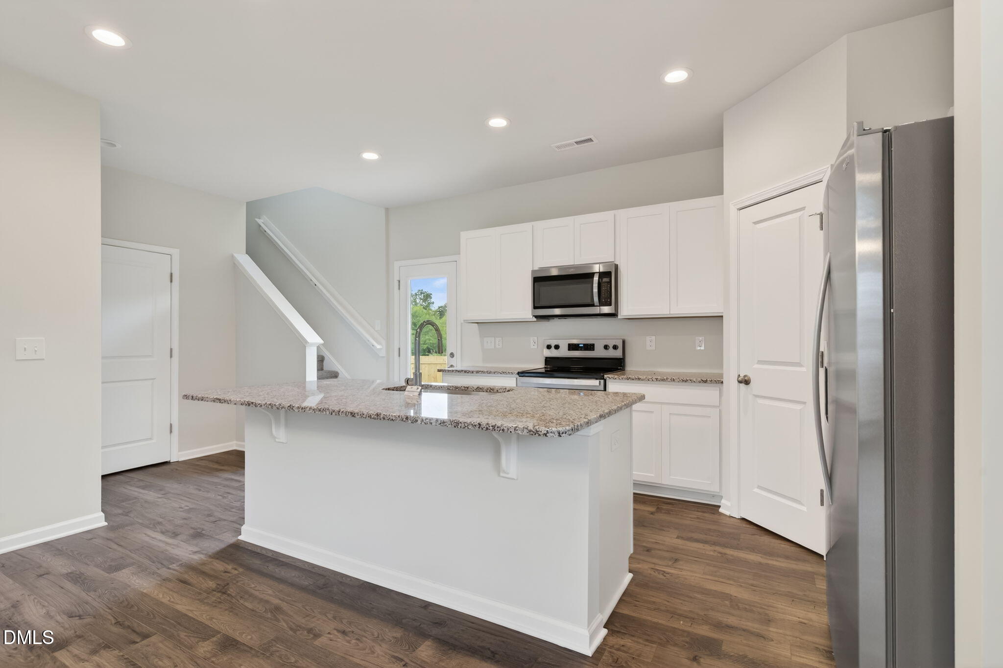 105 Stout Landing Property Photo 11