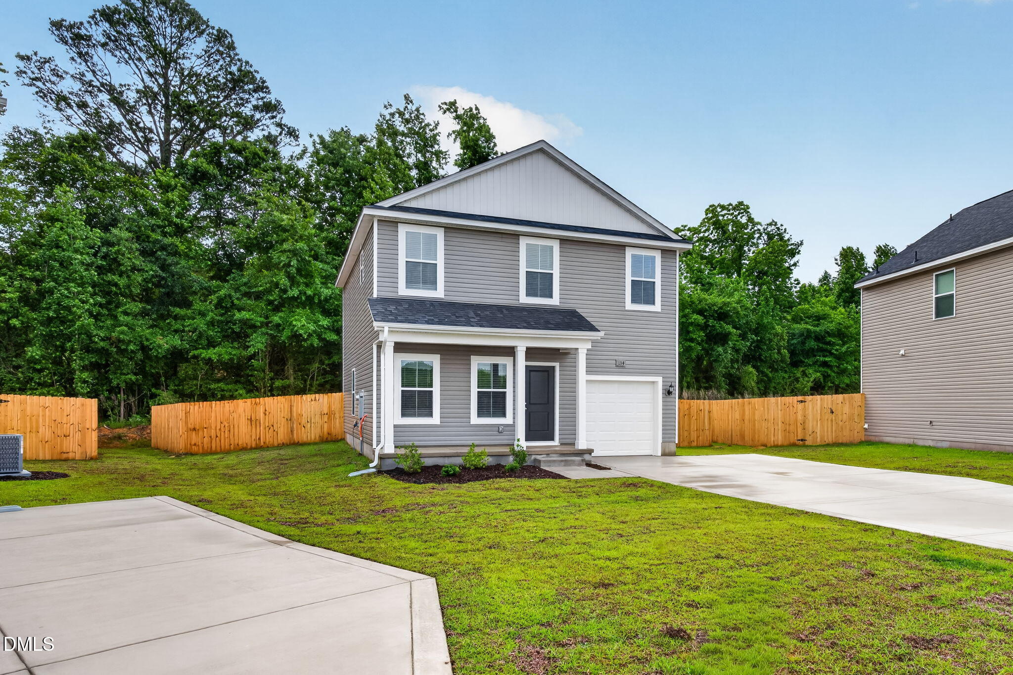 134 Stout Landing Property Photo 2