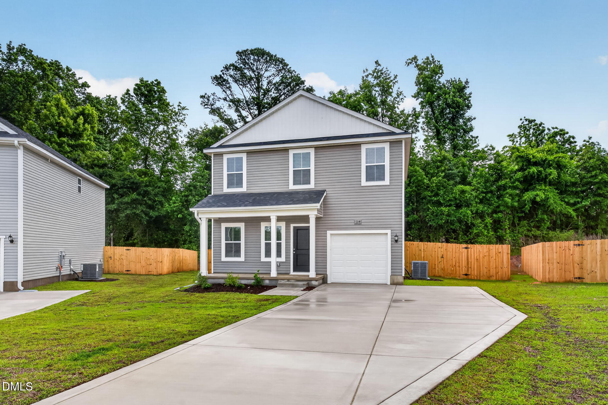 134 Stout Landing Property Photo 3