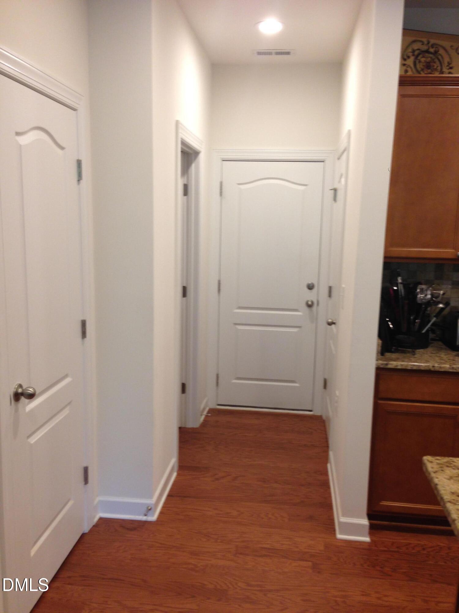 131 Alamosa Place Property Photo 10