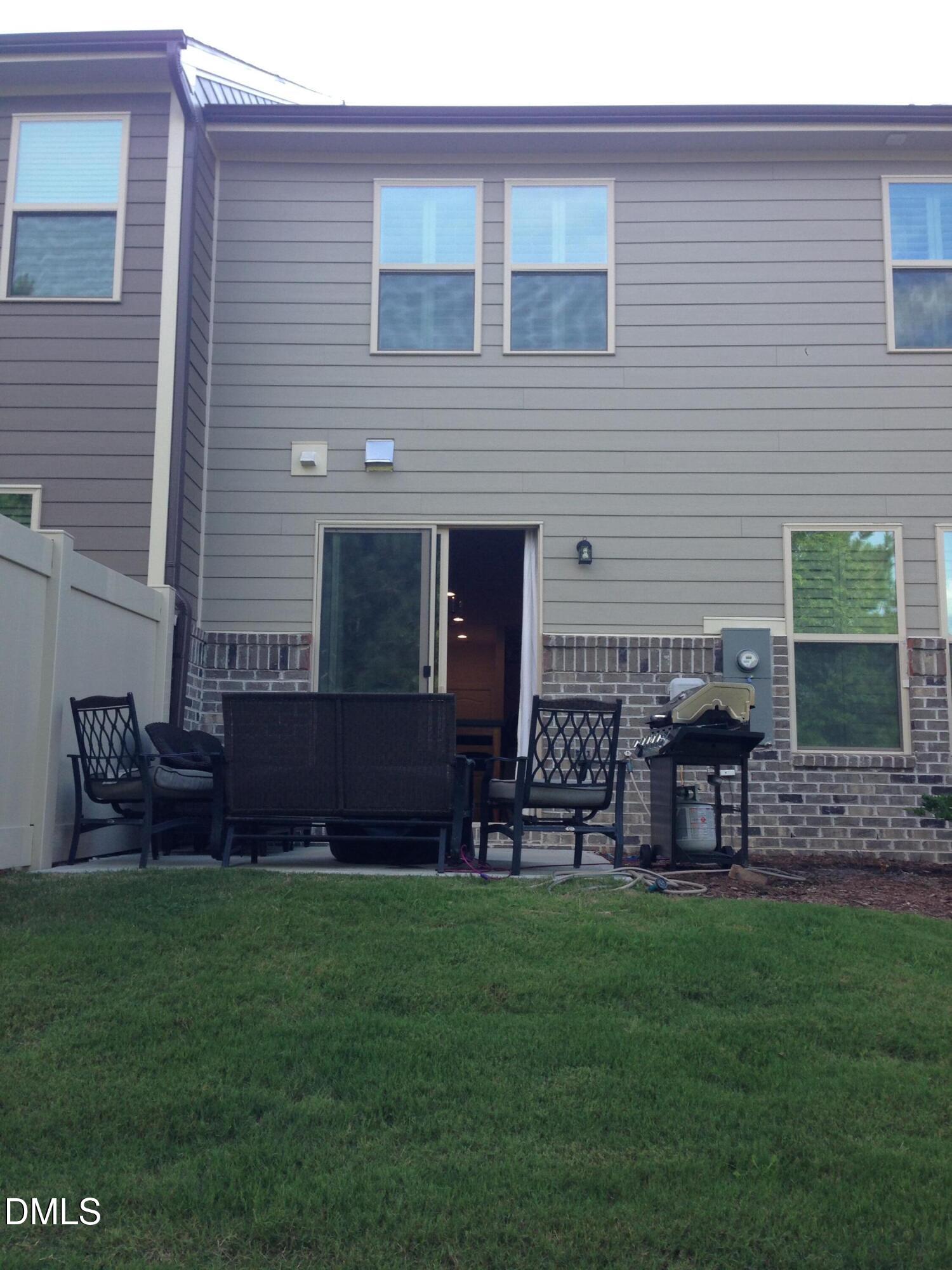 131 Alamosa Place Property Photo 26