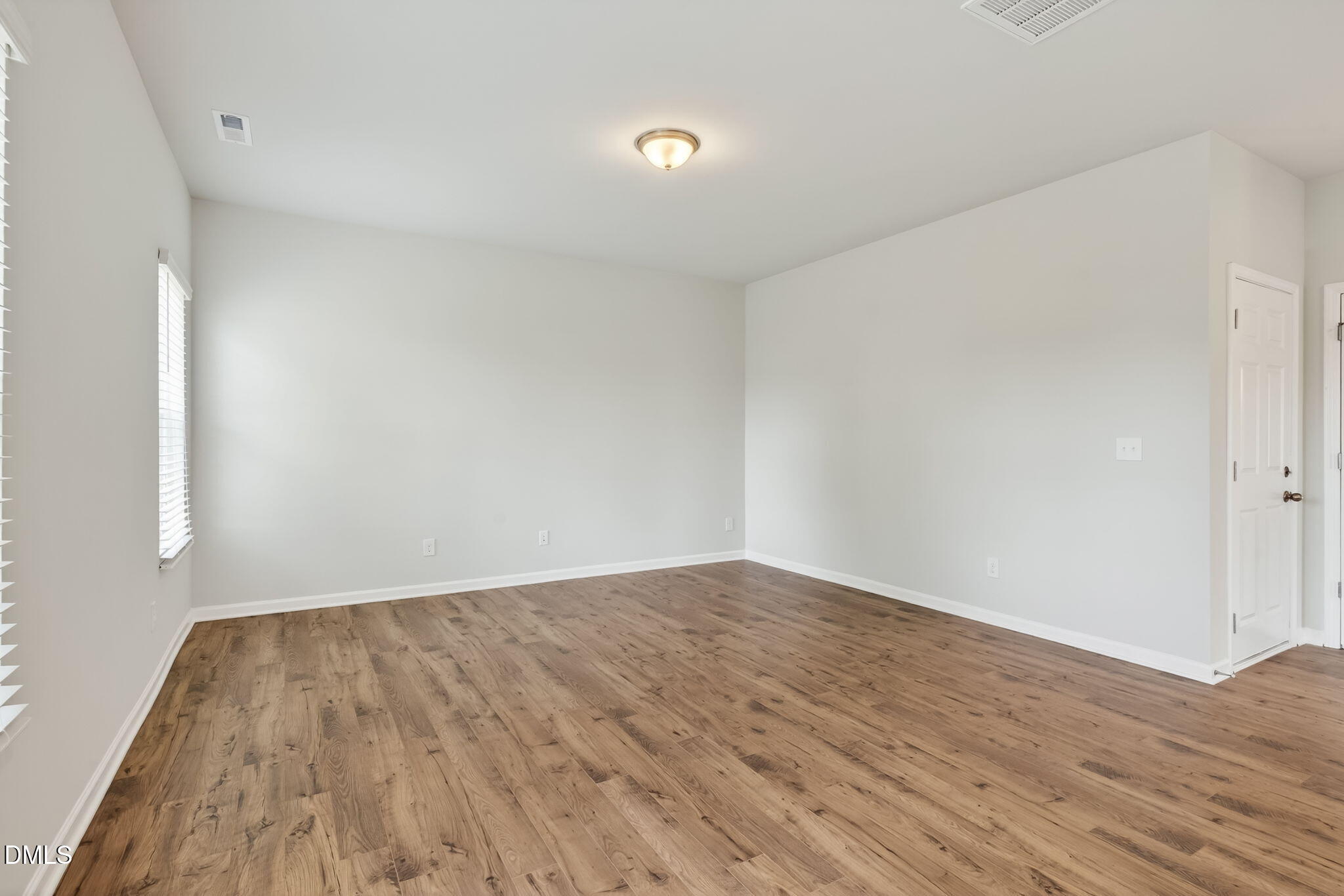 1492 Erwin Road Property Photo 4