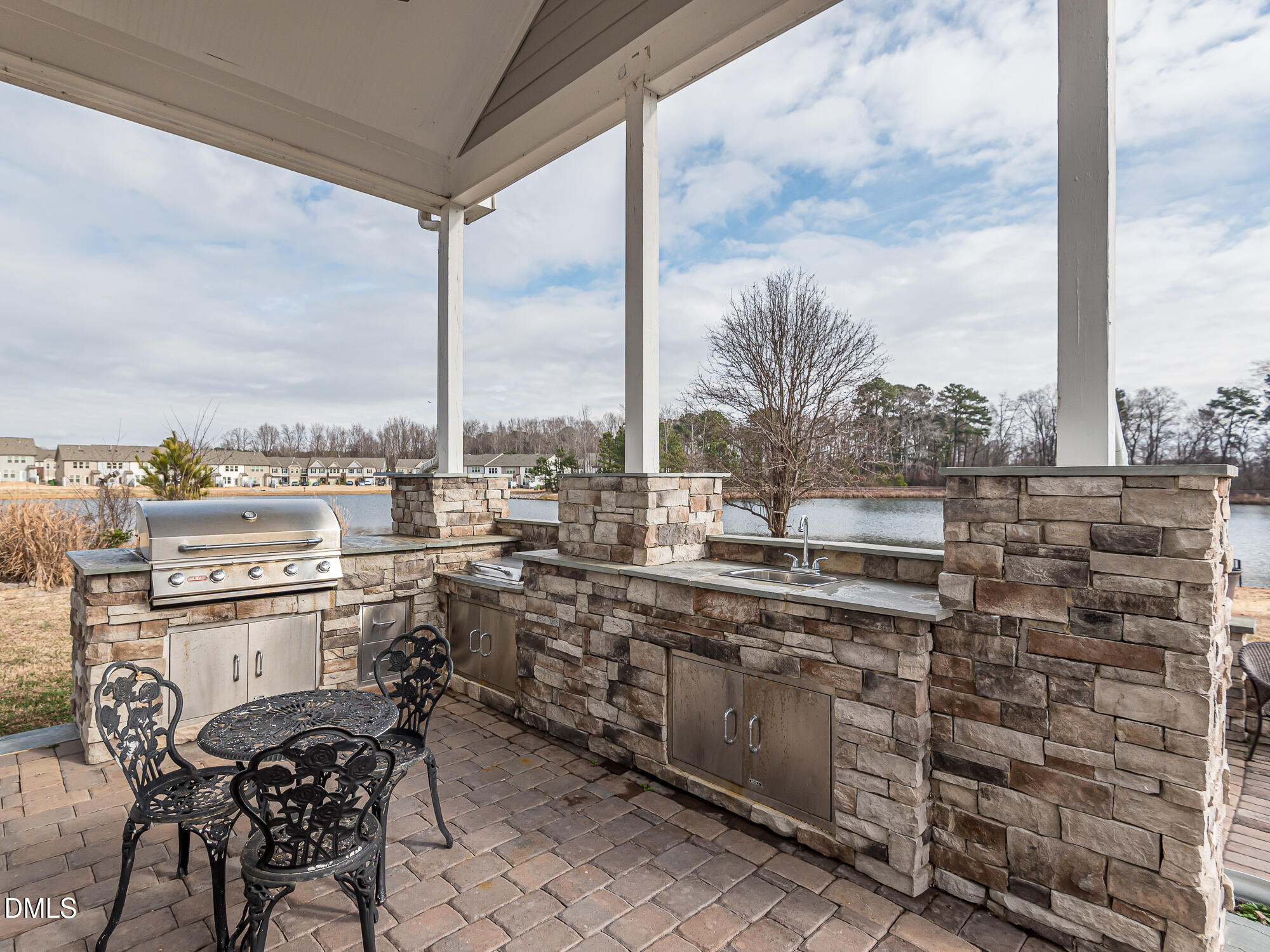 1015 Black River Drive Property Photo 4