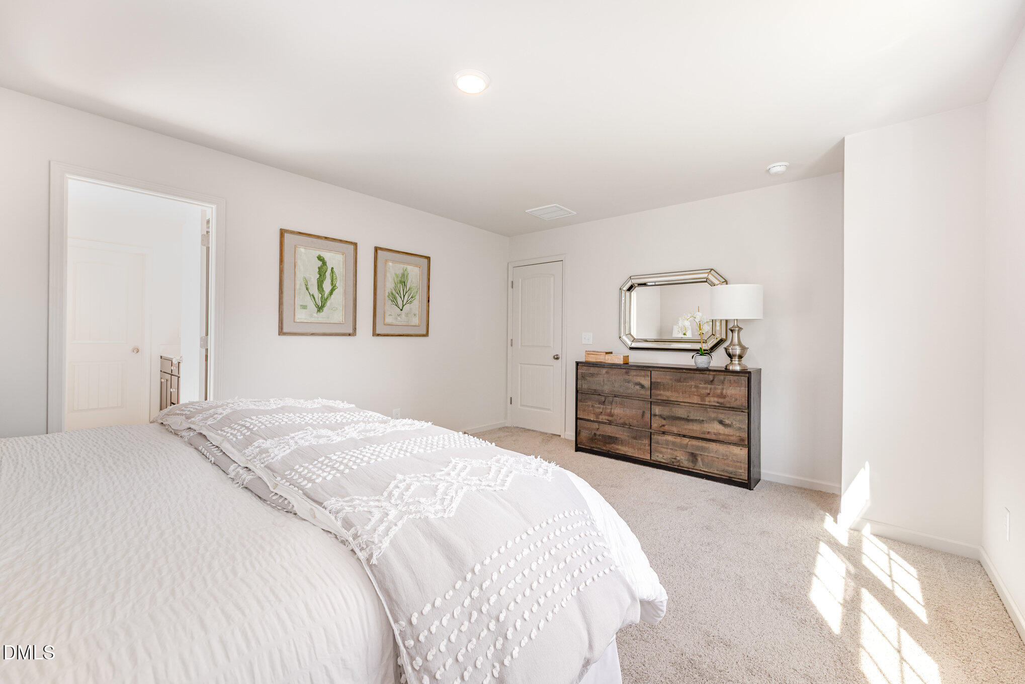 2302 Broad Street Property Photo 9