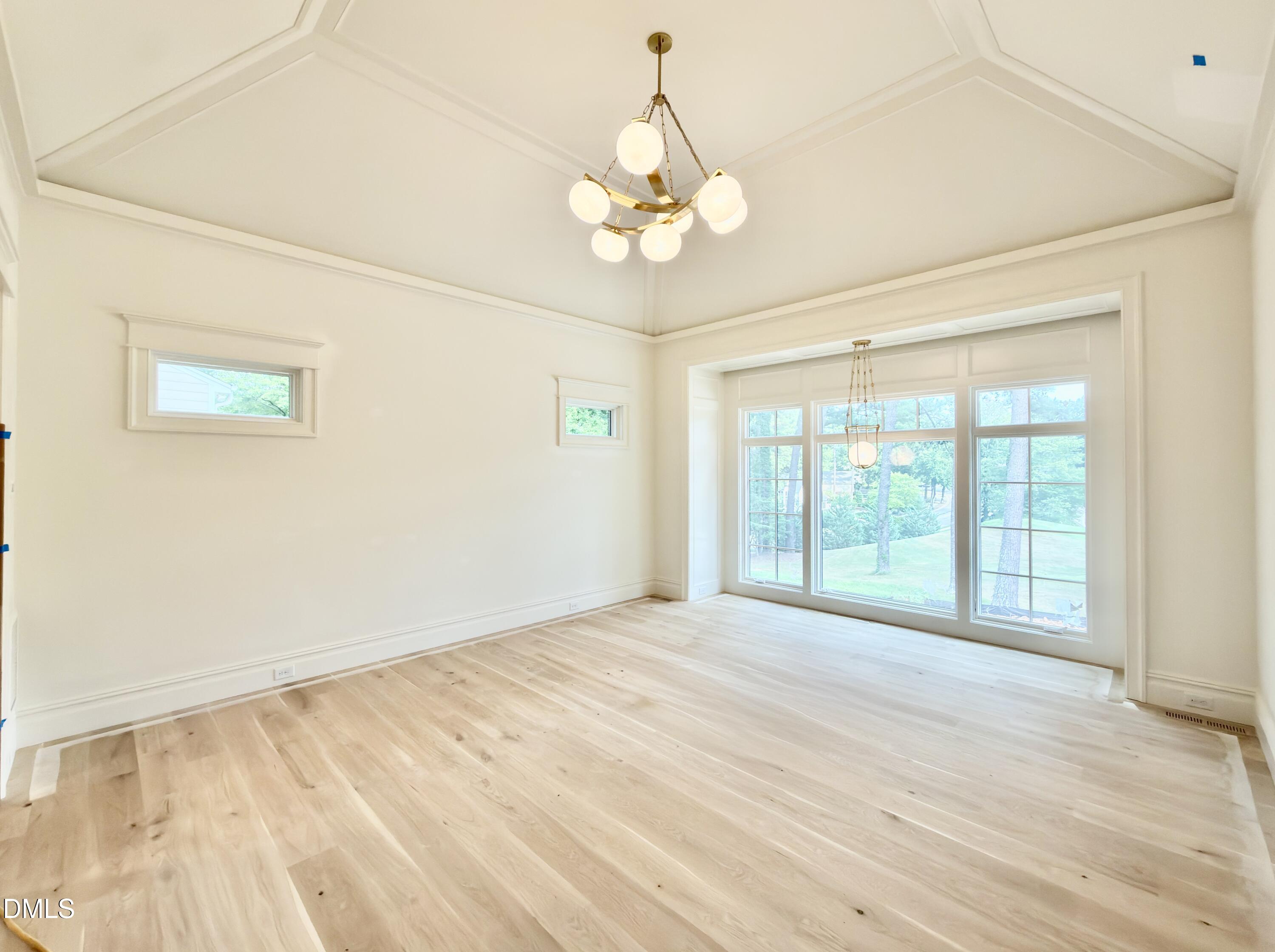 7136 North Ridge Drive Property Photo 21