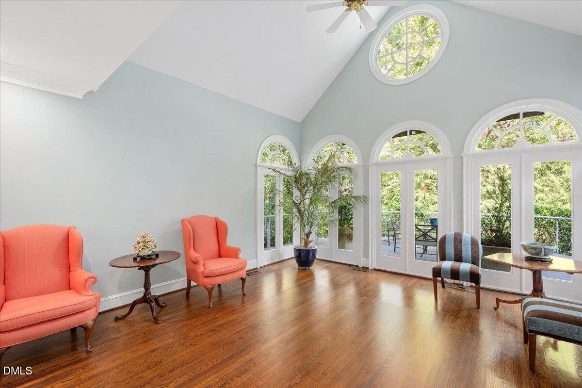 512 Hertford Street Property Photo 10