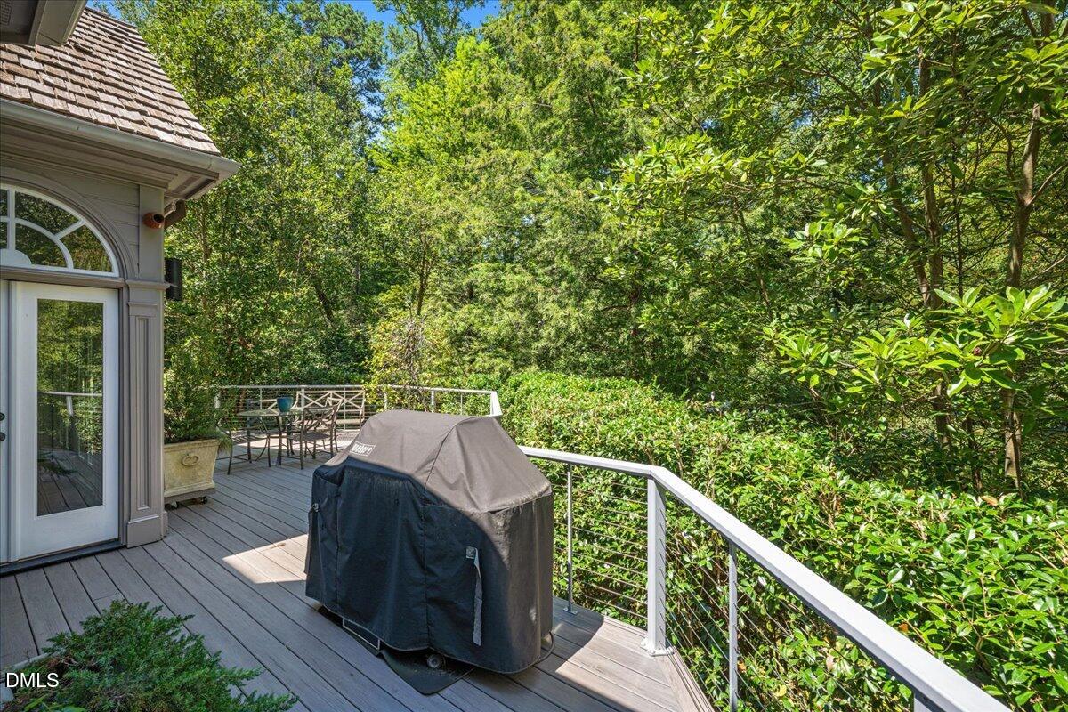 512 Hertford Street Property Photo 30