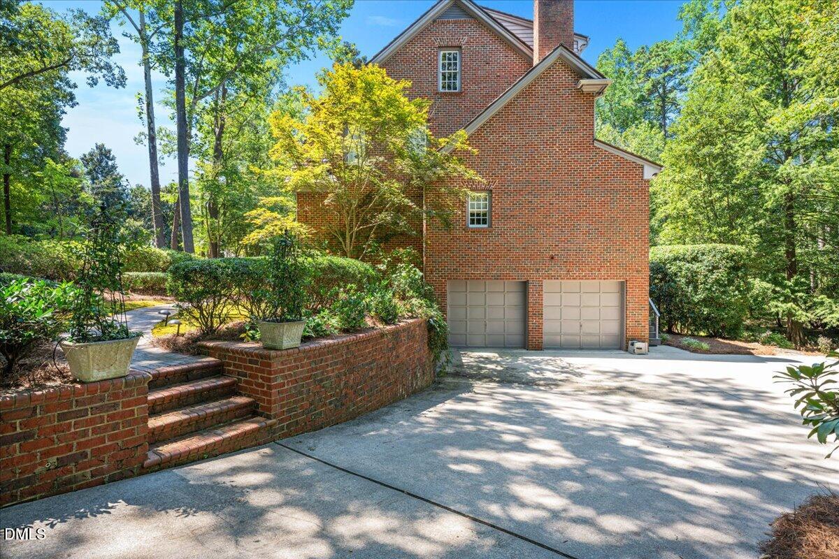 512 Hertford Street Property Photo 32