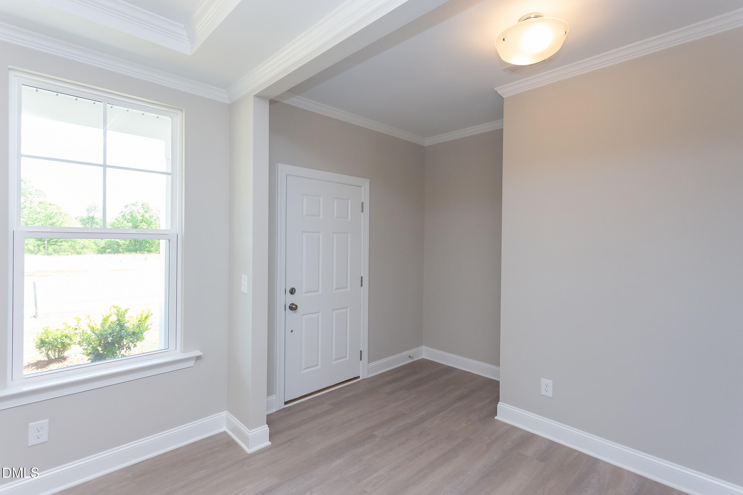 9453 Wood River Drive 08 Property Photo 4