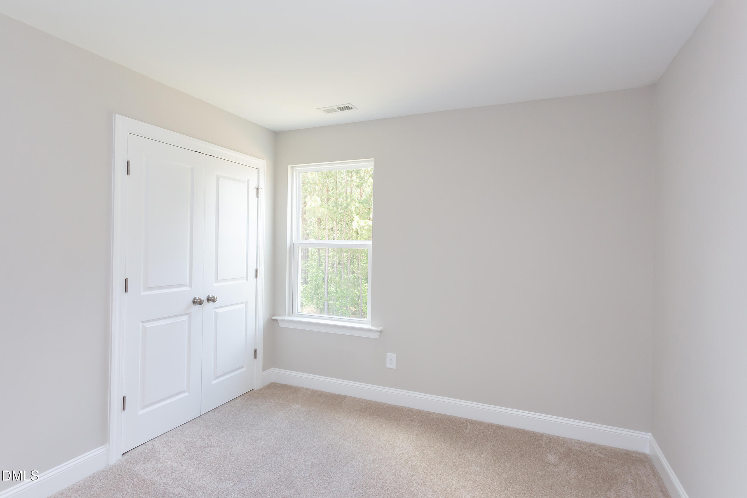 9453 Wood River Drive 08 Property Photo 17