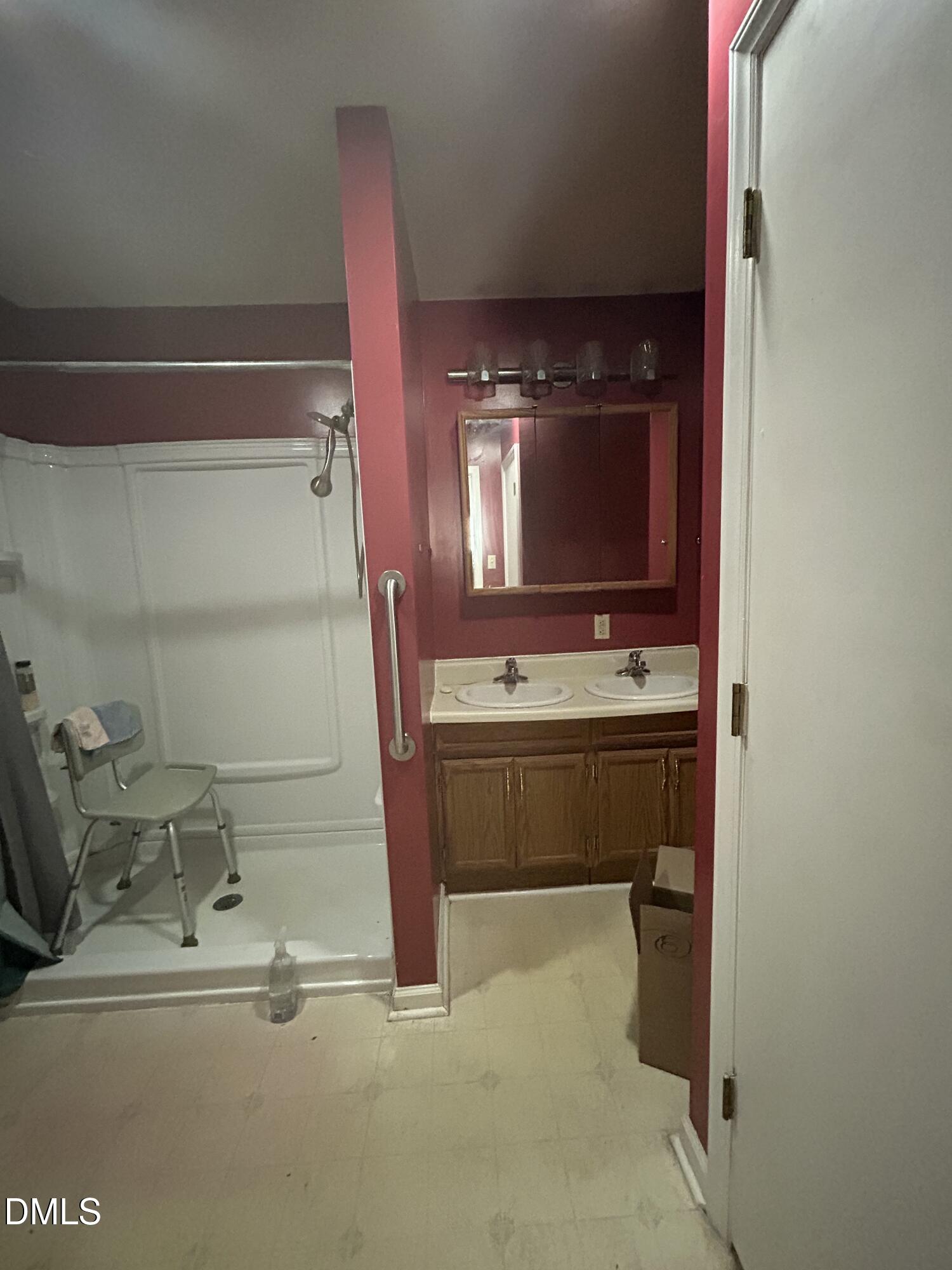 3010 Cedarwood Drive Property Photo 11