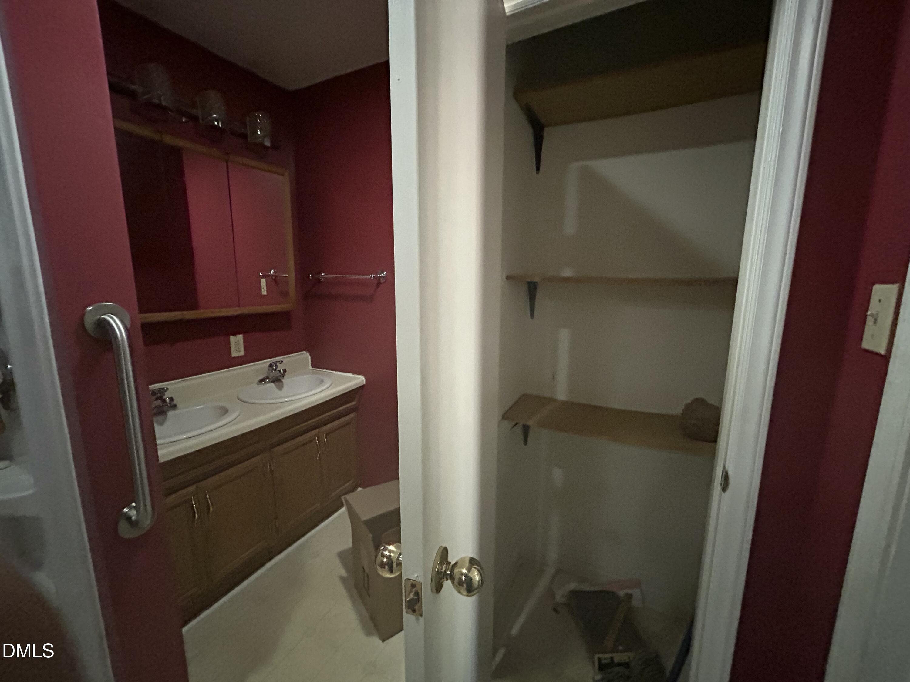 3010 Cedarwood Drive Property Photo 13