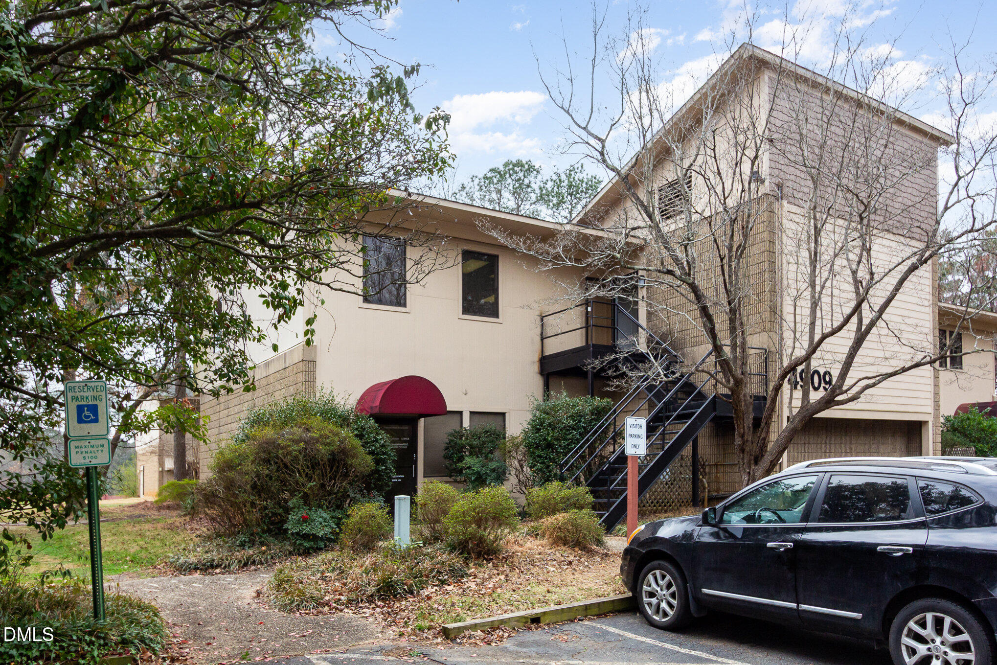 4909 Waters Edge Drive 200a Property Photo 1