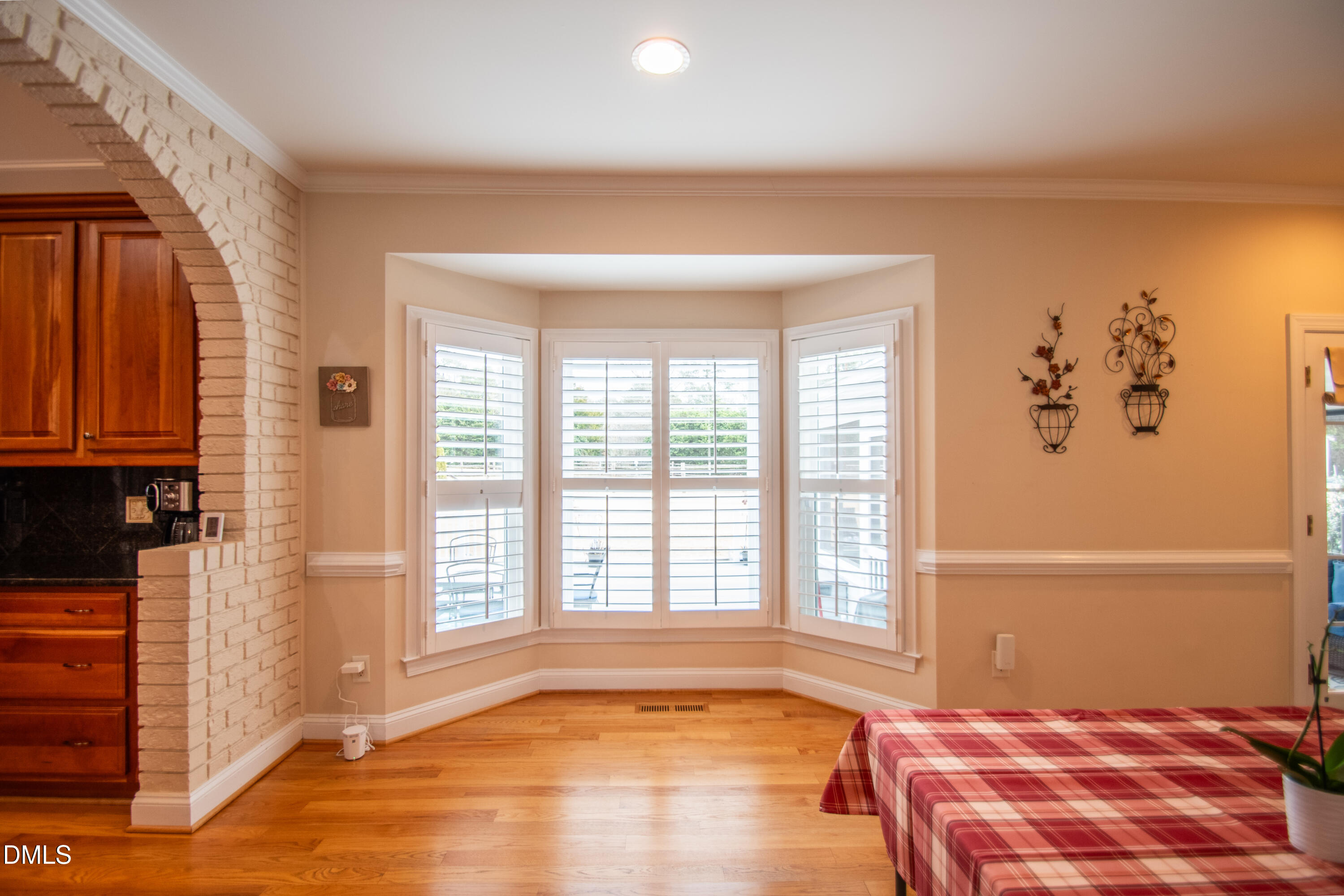 5708 Castlebrook Drive Property Photo 16