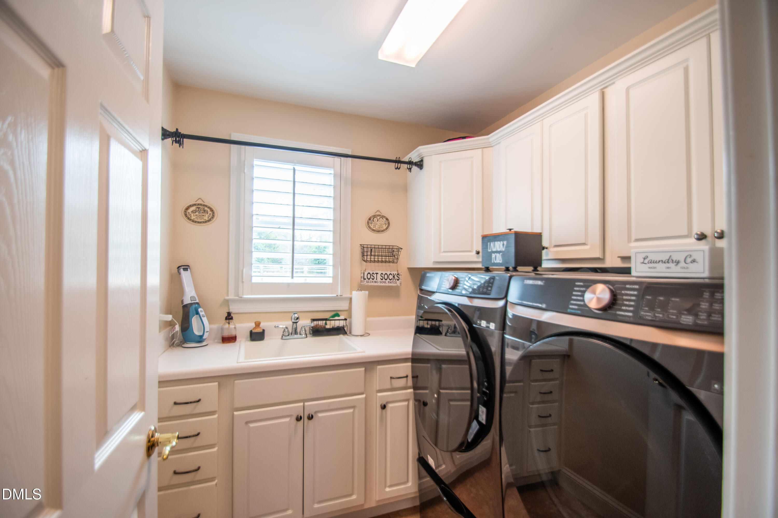 5708 Castlebrook Drive Property Photo 22