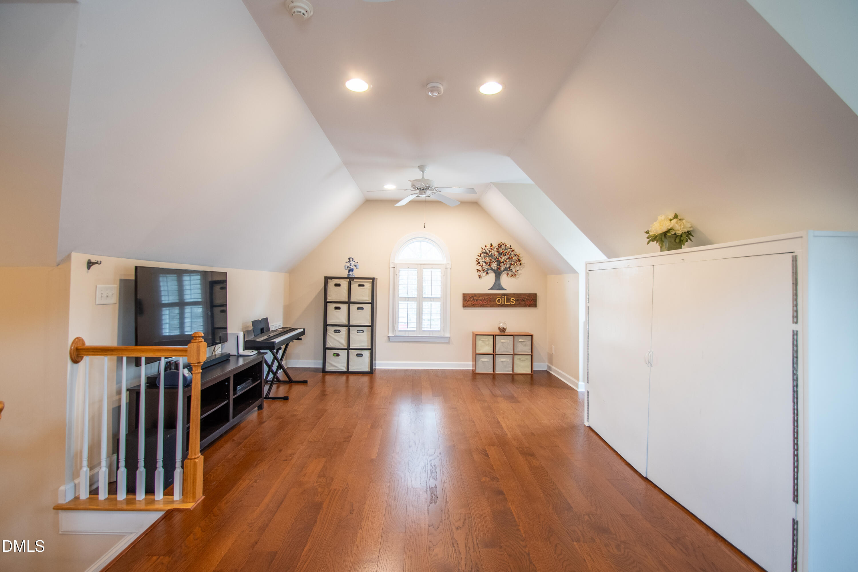 5708 Castlebrook Drive Property Photo 32