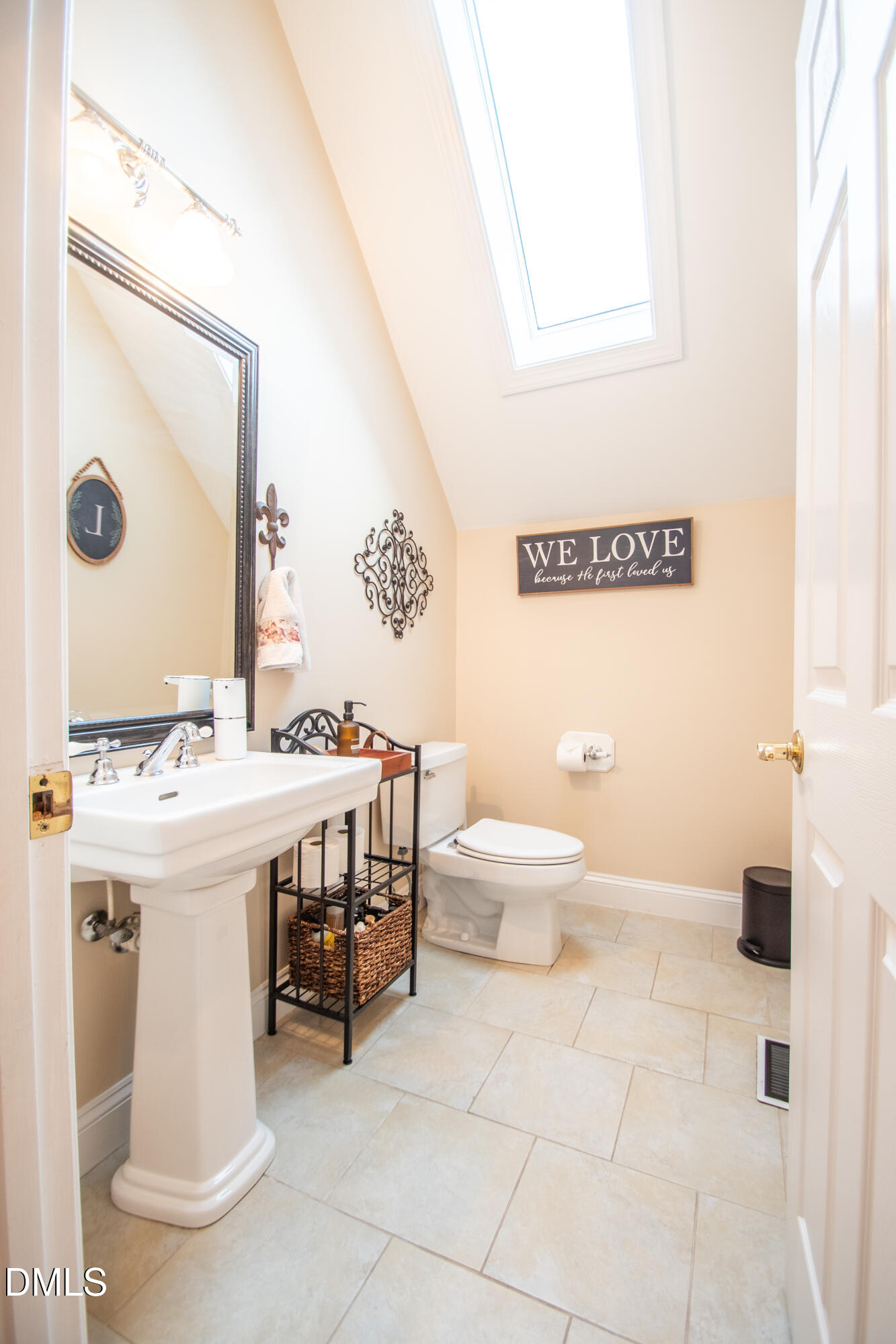 5708 Castlebrook Drive Property Photo 34