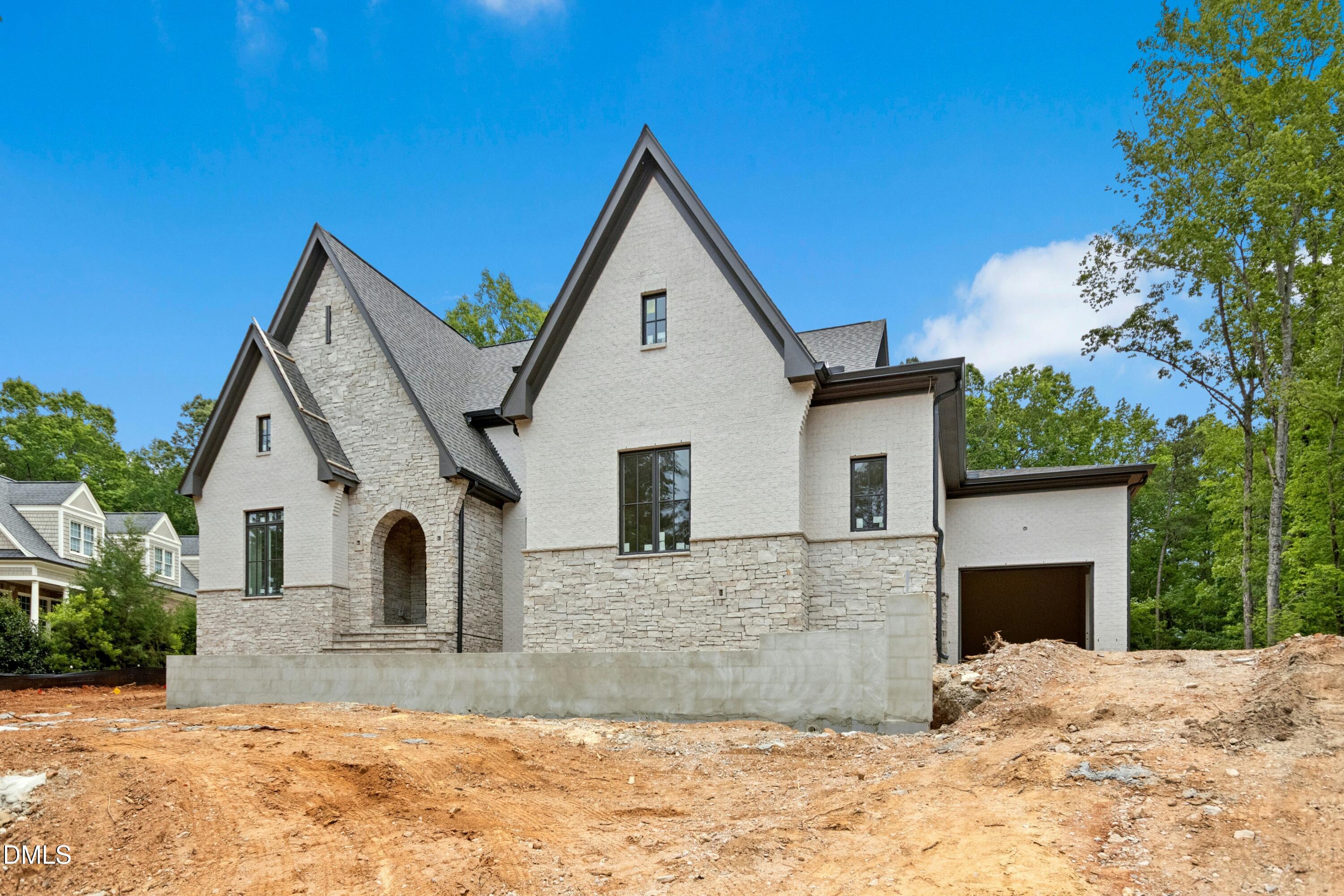2024 Cadenza Lane Property Photo 1