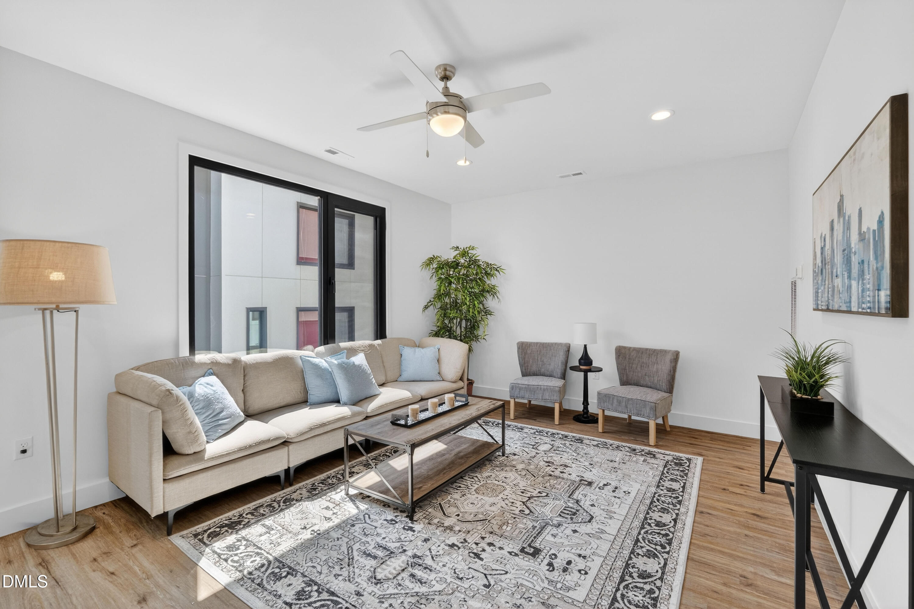 1100 Nova Street Property Photo 6