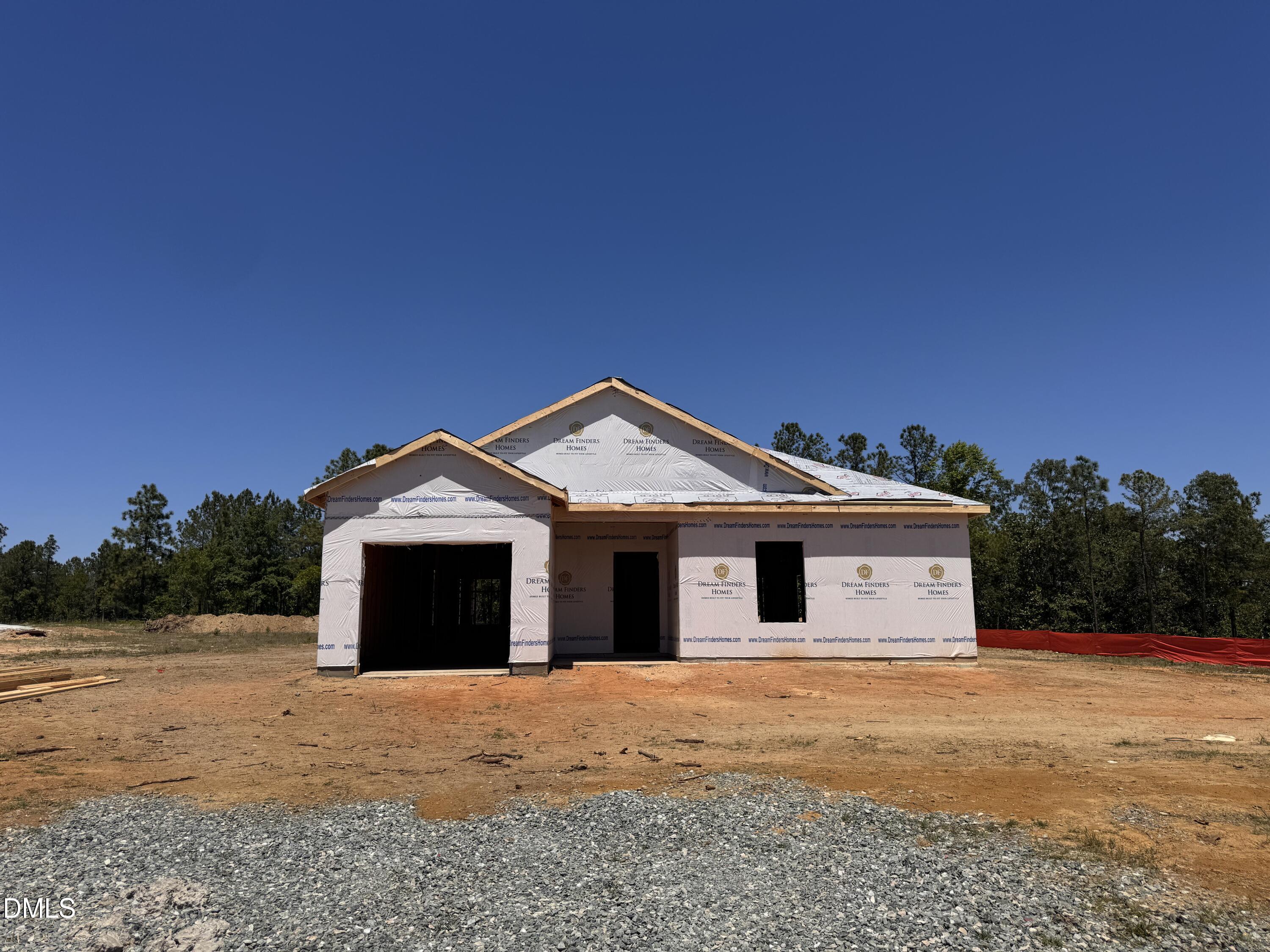 35 Colorado Court Property Photo 6