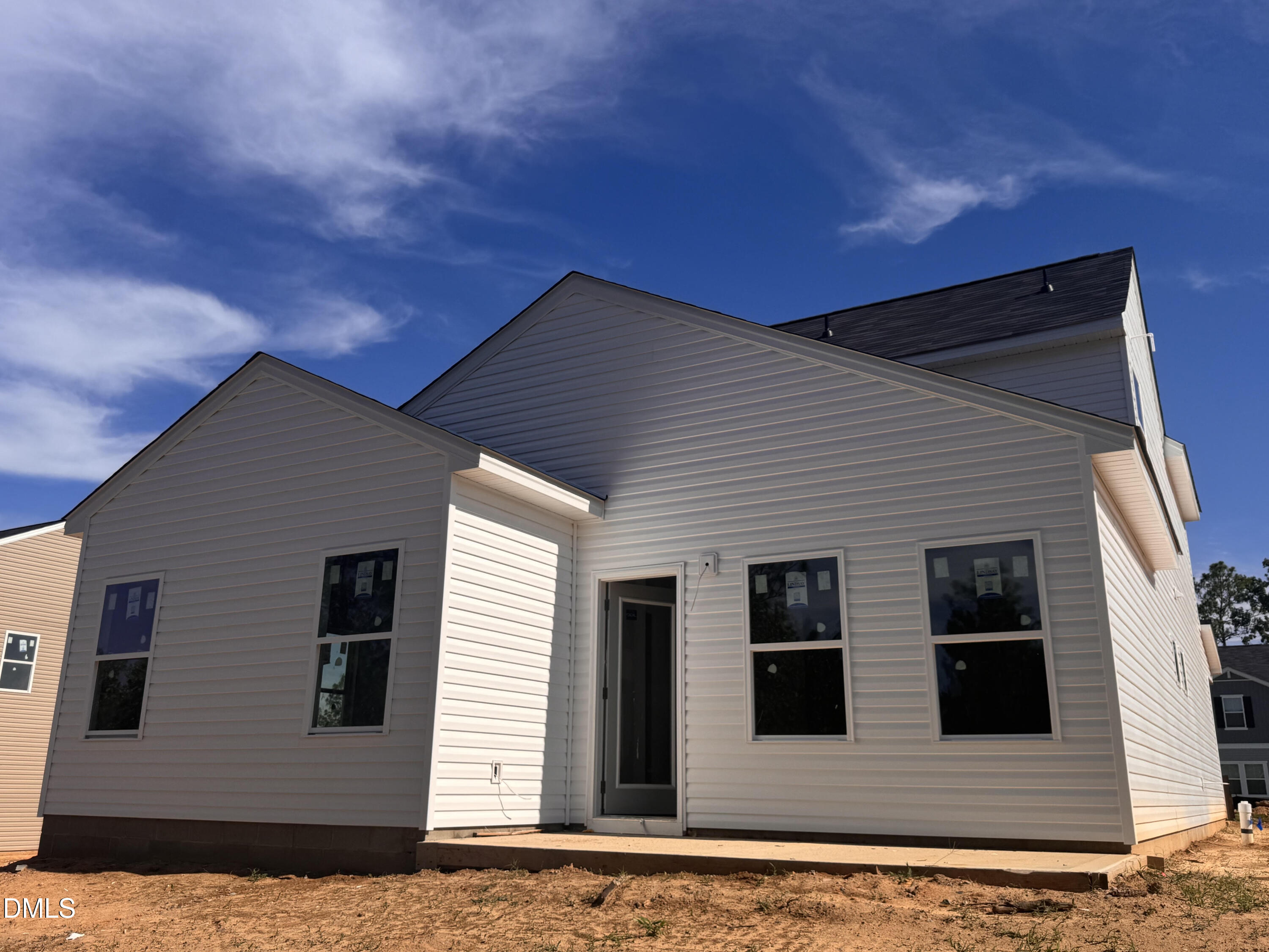 75 Colorado Court Property Photo 4