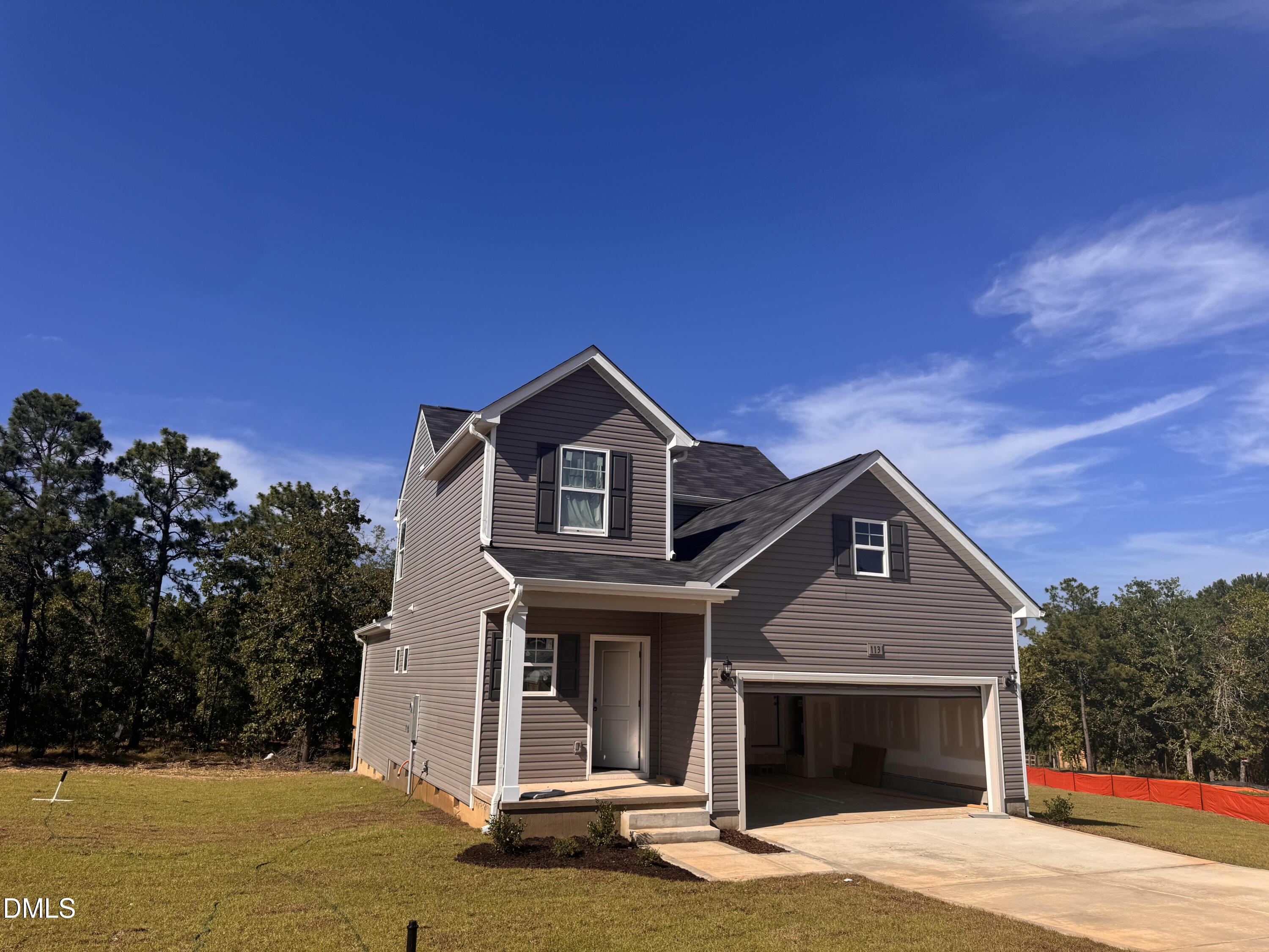 113 Colorado Court Property Photo 2