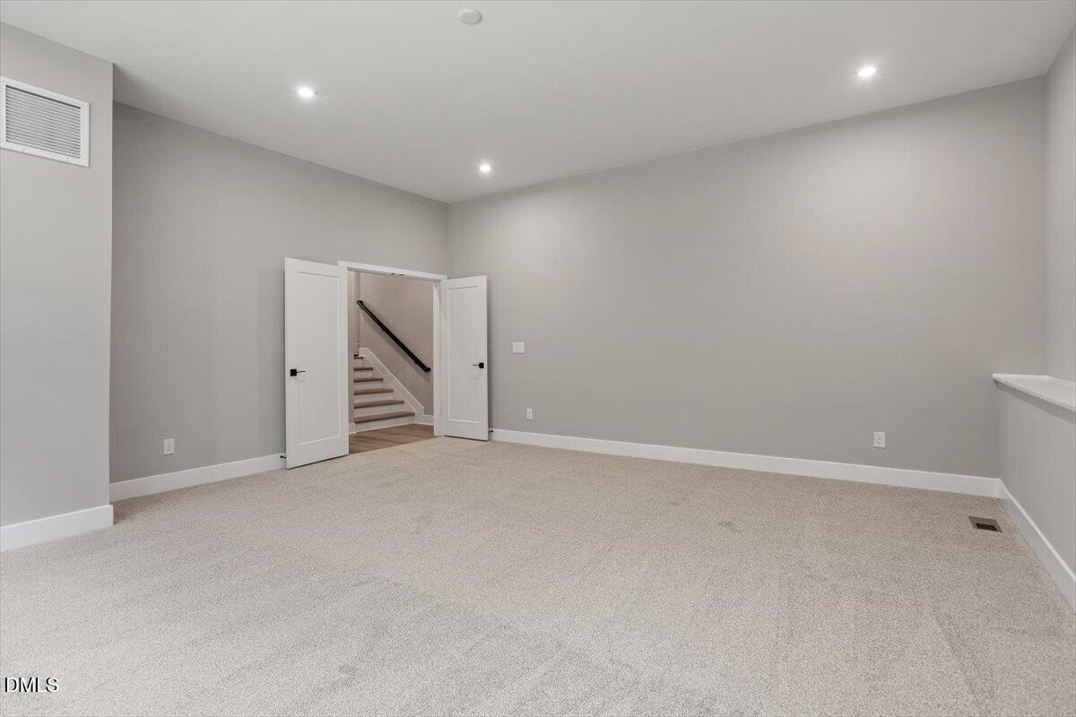 136 Ogden Circle Property Photo 51