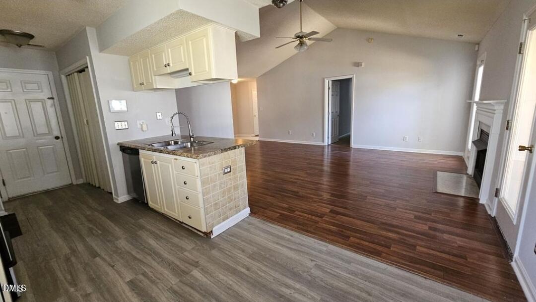 213 Plowlan Court Property Photo 6