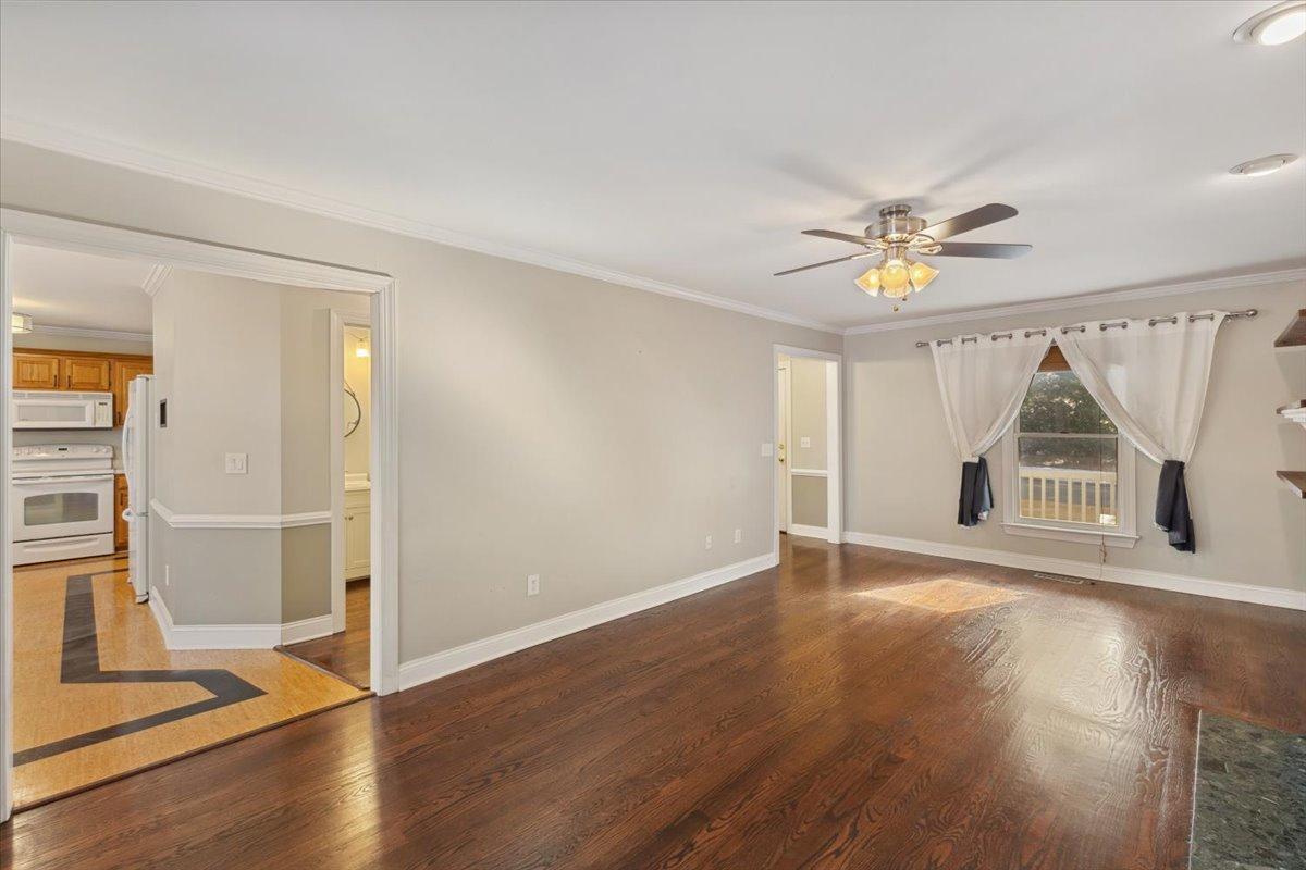 2310 Walden Creek Drive Property Photo 8