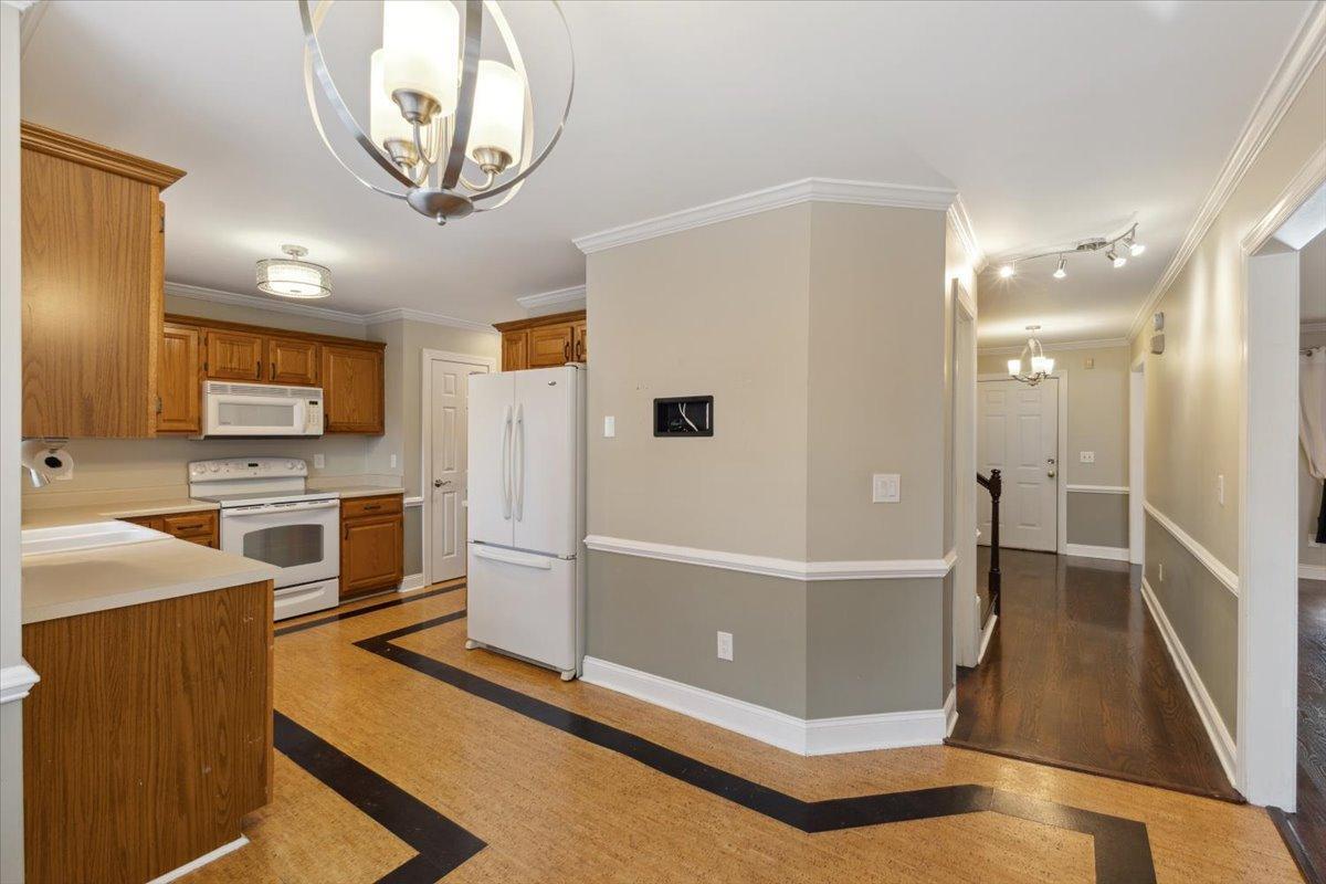 2310 Walden Creek Drive Property Photo 12