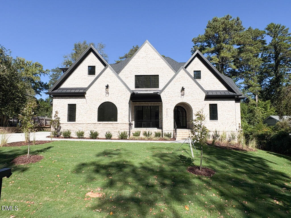 3422 Redbud Lane