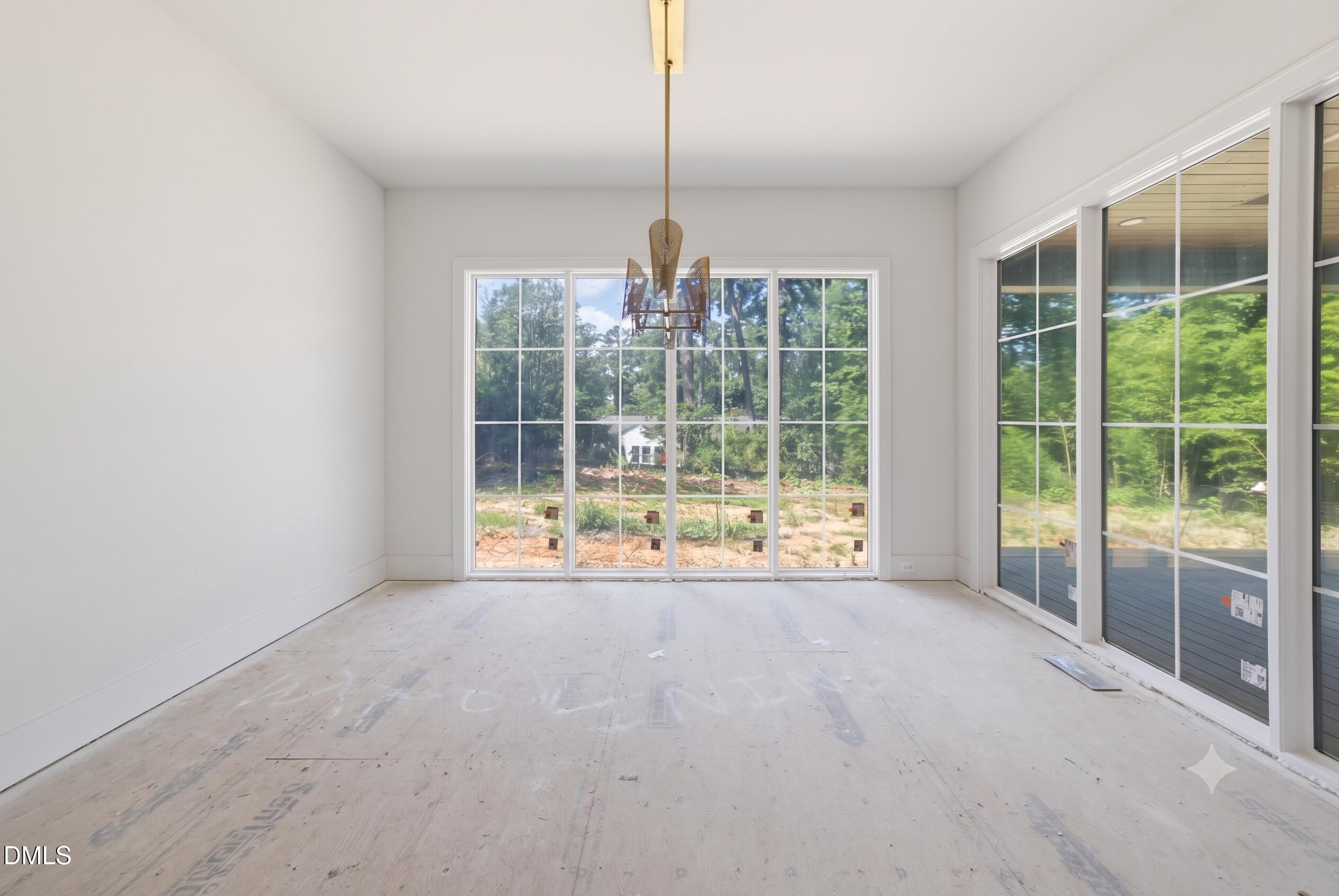 3422 Redbud Lane Property Photo 10