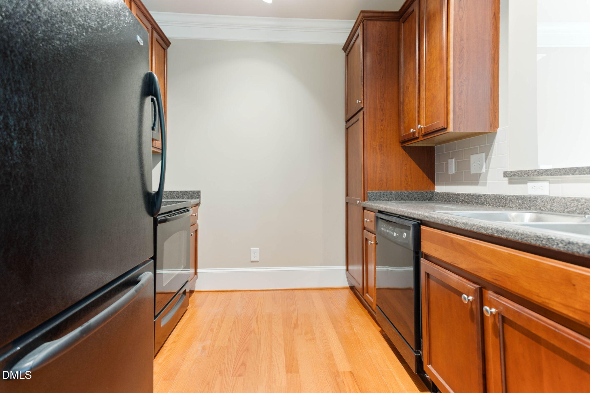 734 Portstewart Drive Property Photo 12