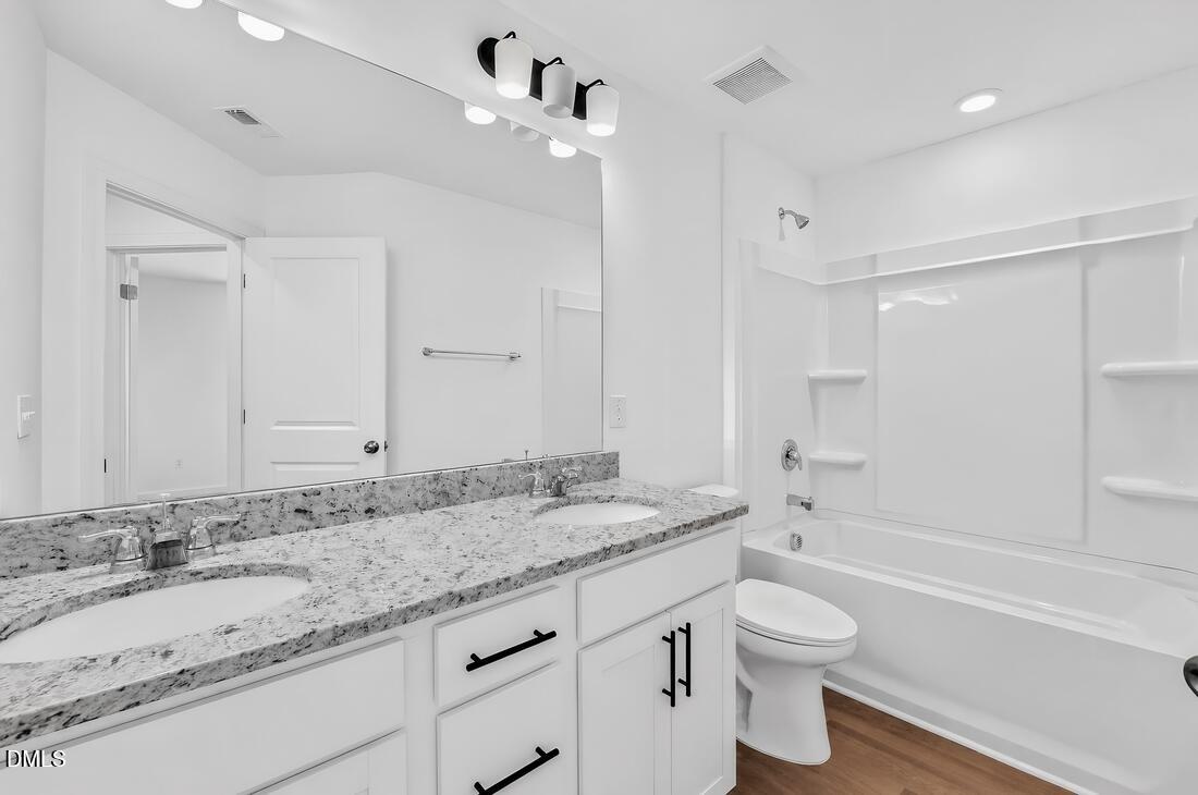 324 Sweetbay Tree Drive Property Photo 15