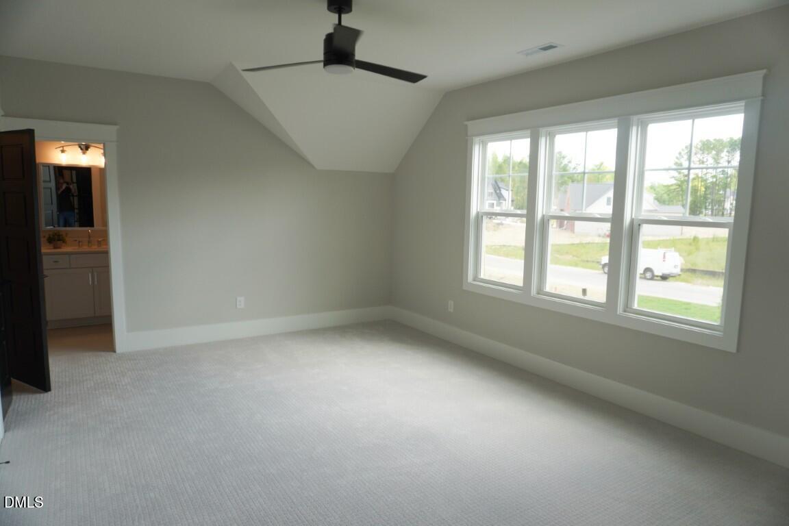 2433 Rosslare Mews Lane Property Photo 14