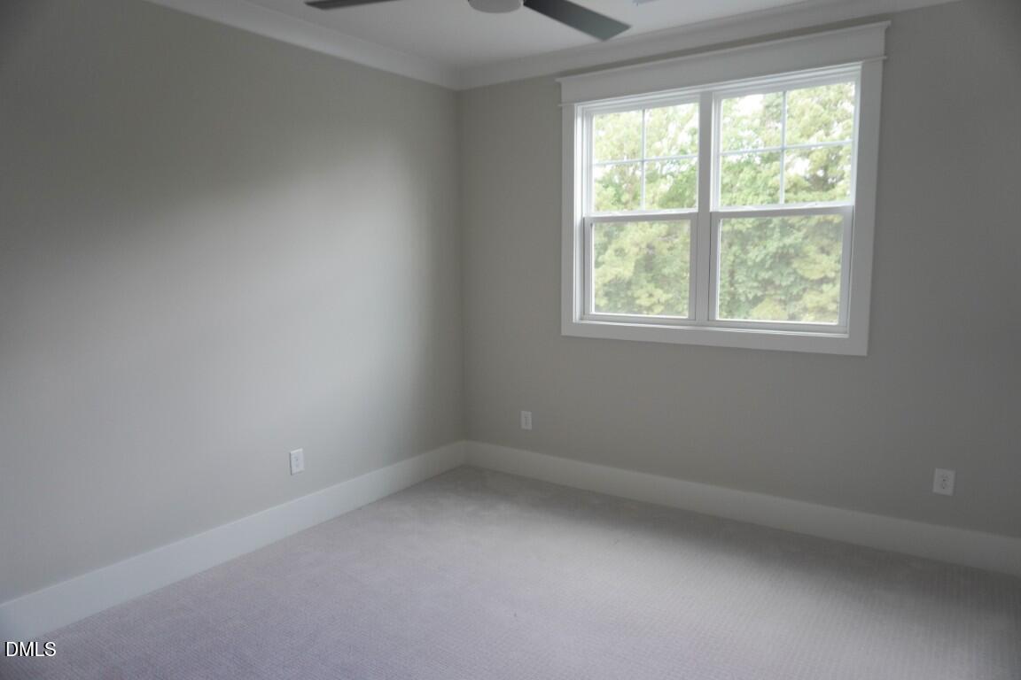 2433 Rosslare Mews Lane Property Photo 15