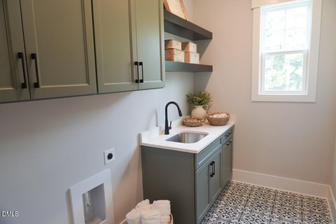 2433 Rosslare Mews Lane Property Photo 18