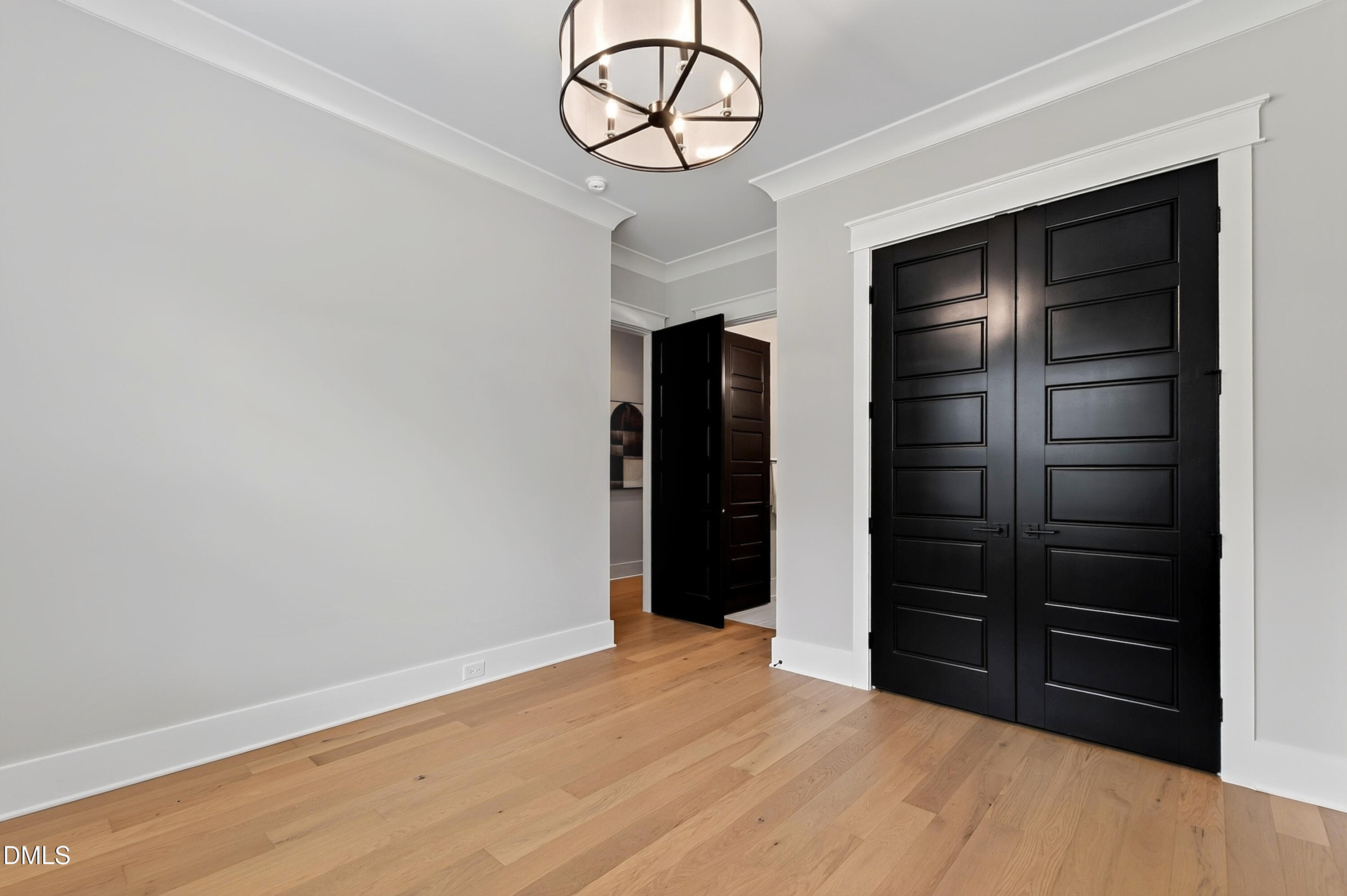 2433 Rosslare Mews Lane Property Photo 26