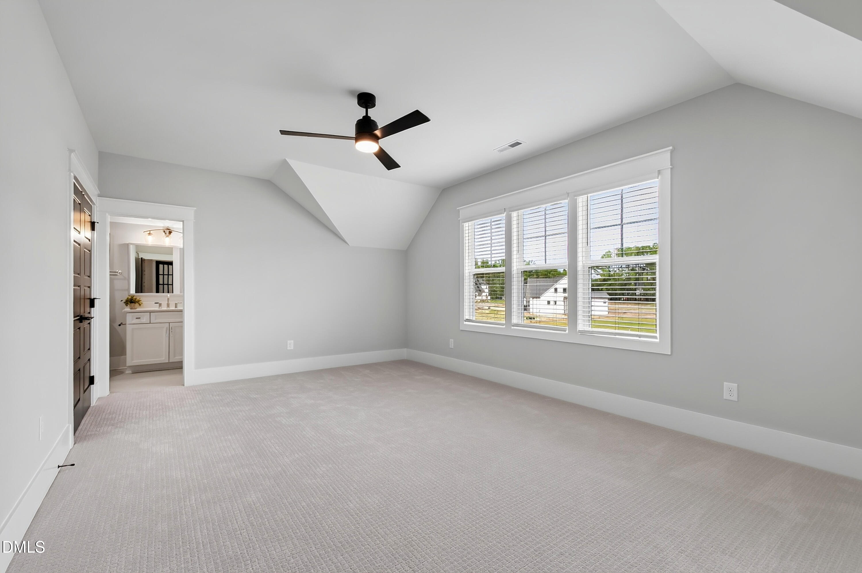 2433 Rosslare Mews Lane Property Photo 35