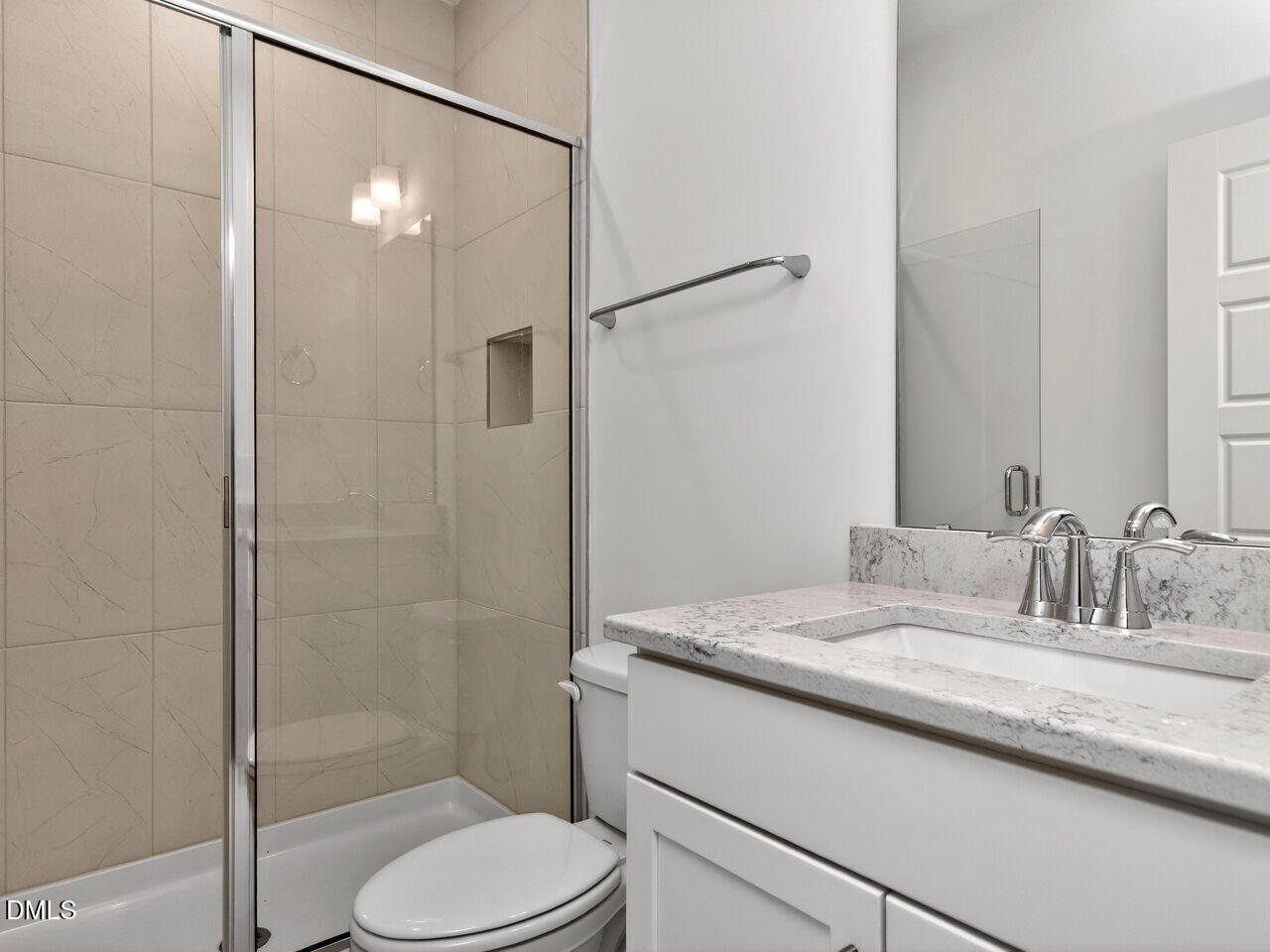 368 North Village Parkway Property Photo 8