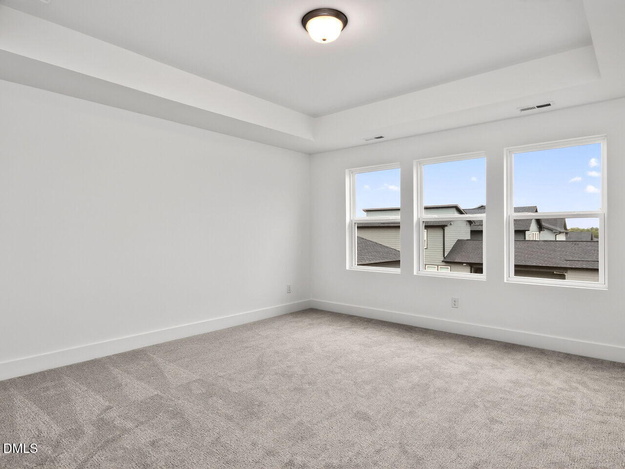 368 North Village Parkway Property Photo 19
