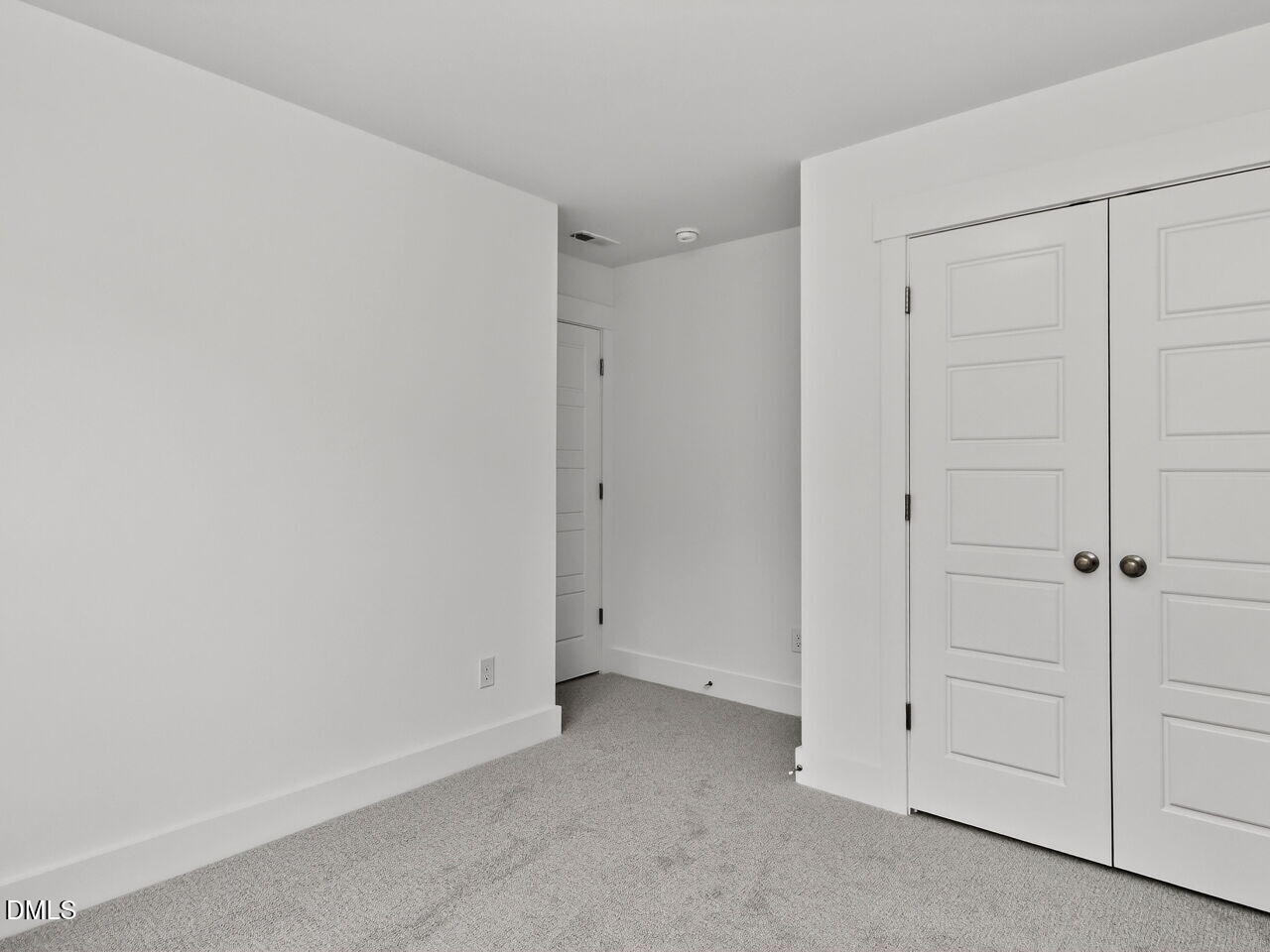 368 North Village Parkway Property Photo 28