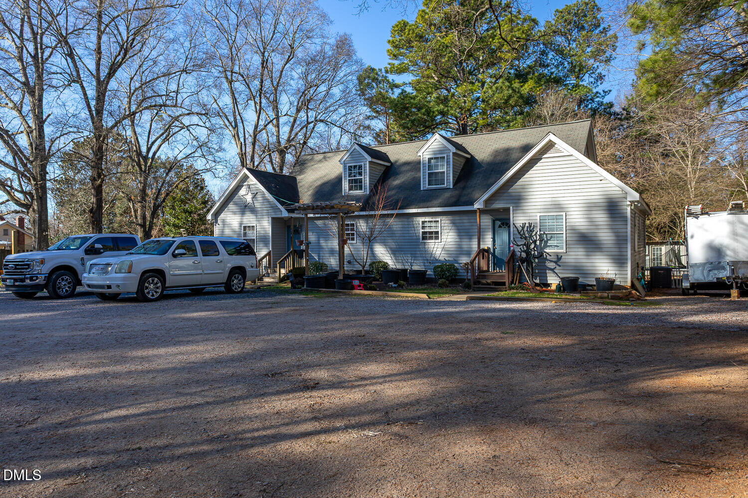 417 Pearce Avenue Property Photo 1