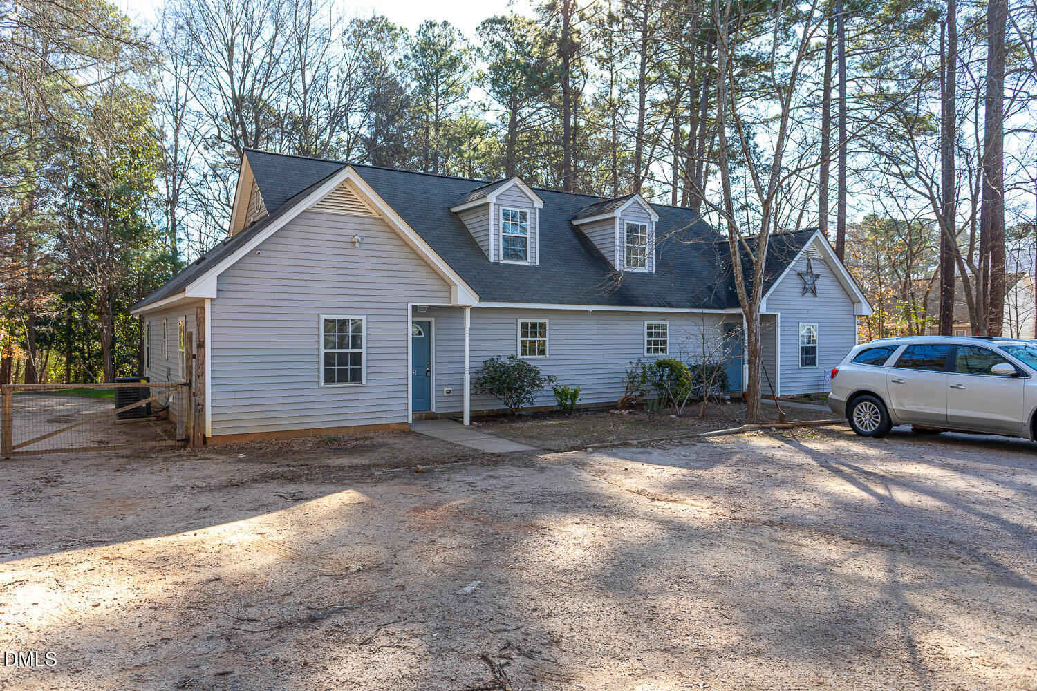 425 Pearce Avenue Property Photo 3
