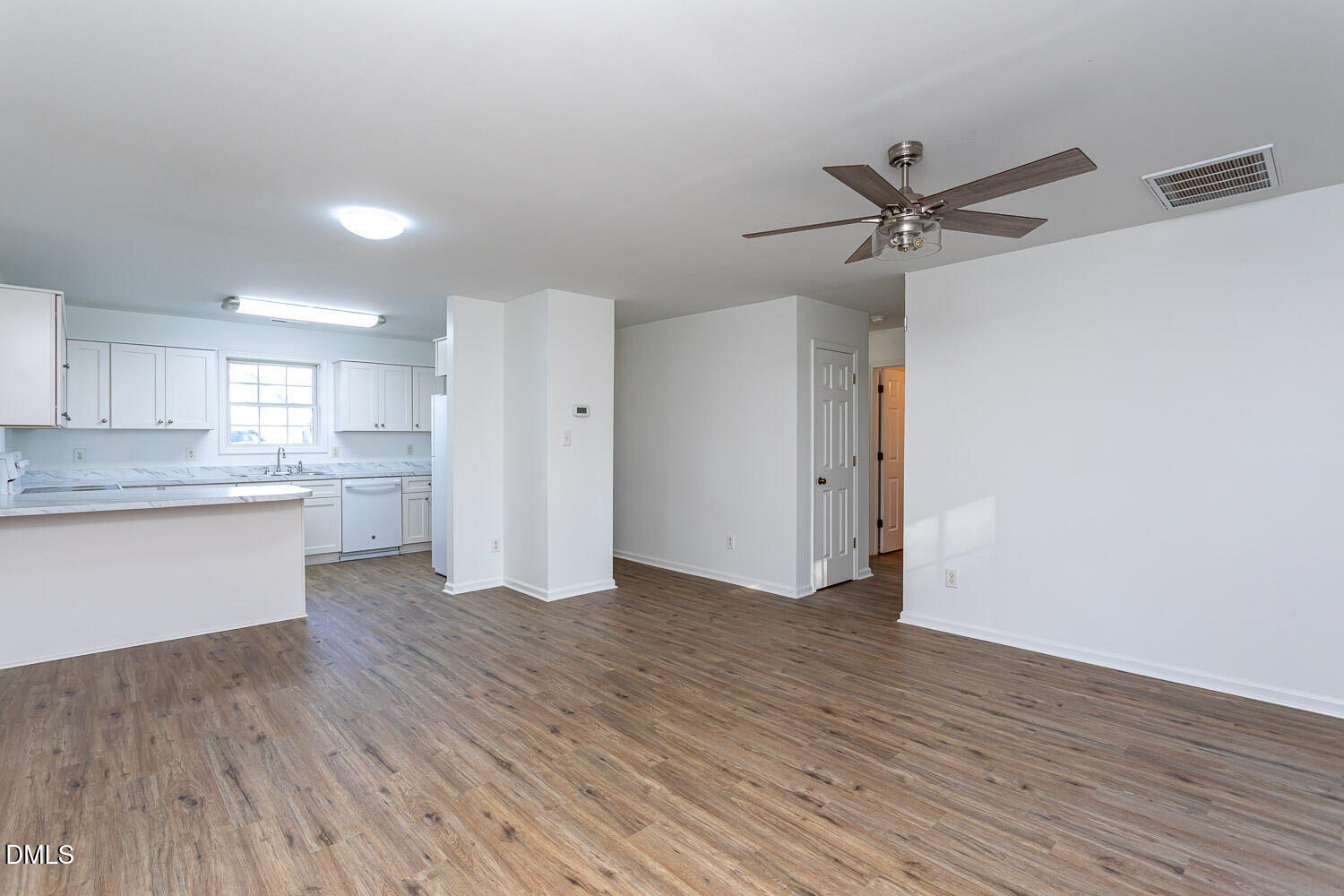 425 Pearce Avenue Property Photo 14