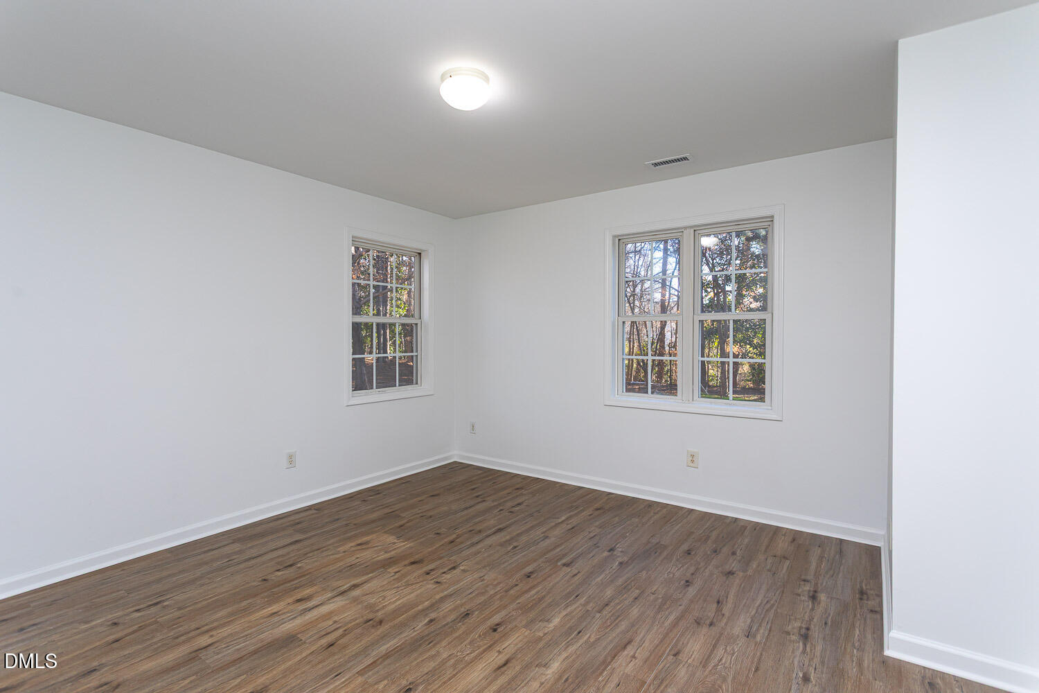 425 Pearce Avenue Property Photo 16