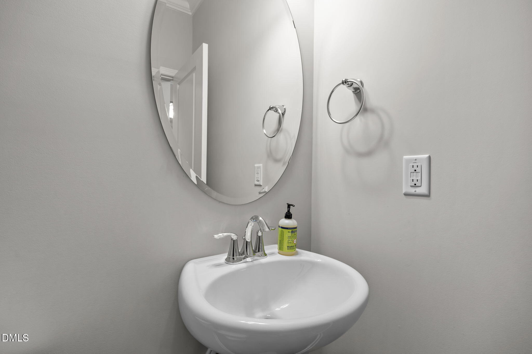 107 Explorer Drive Property Photo 35