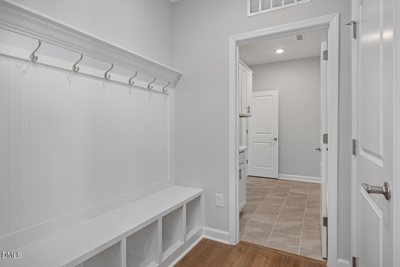 708 Dragonfly Pond Way Property Photo 4