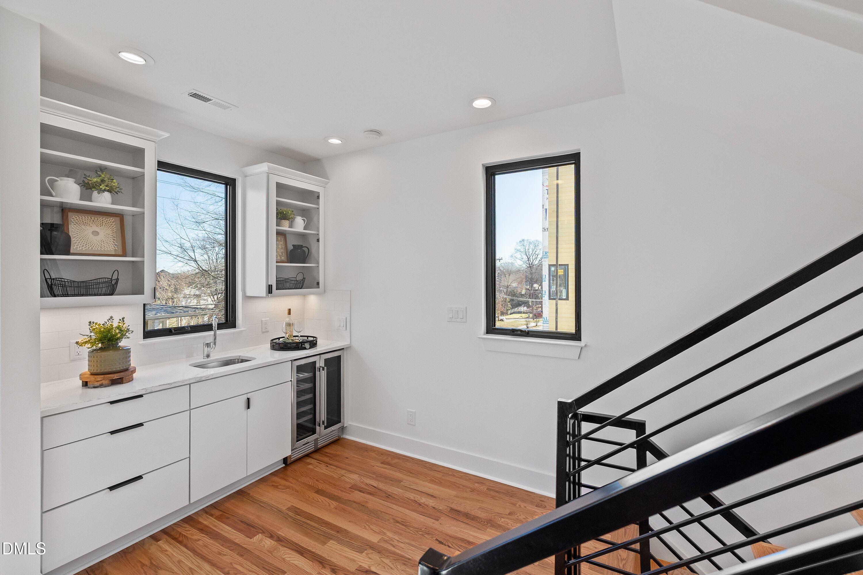 813 N Roxboro Street Property Photo 13